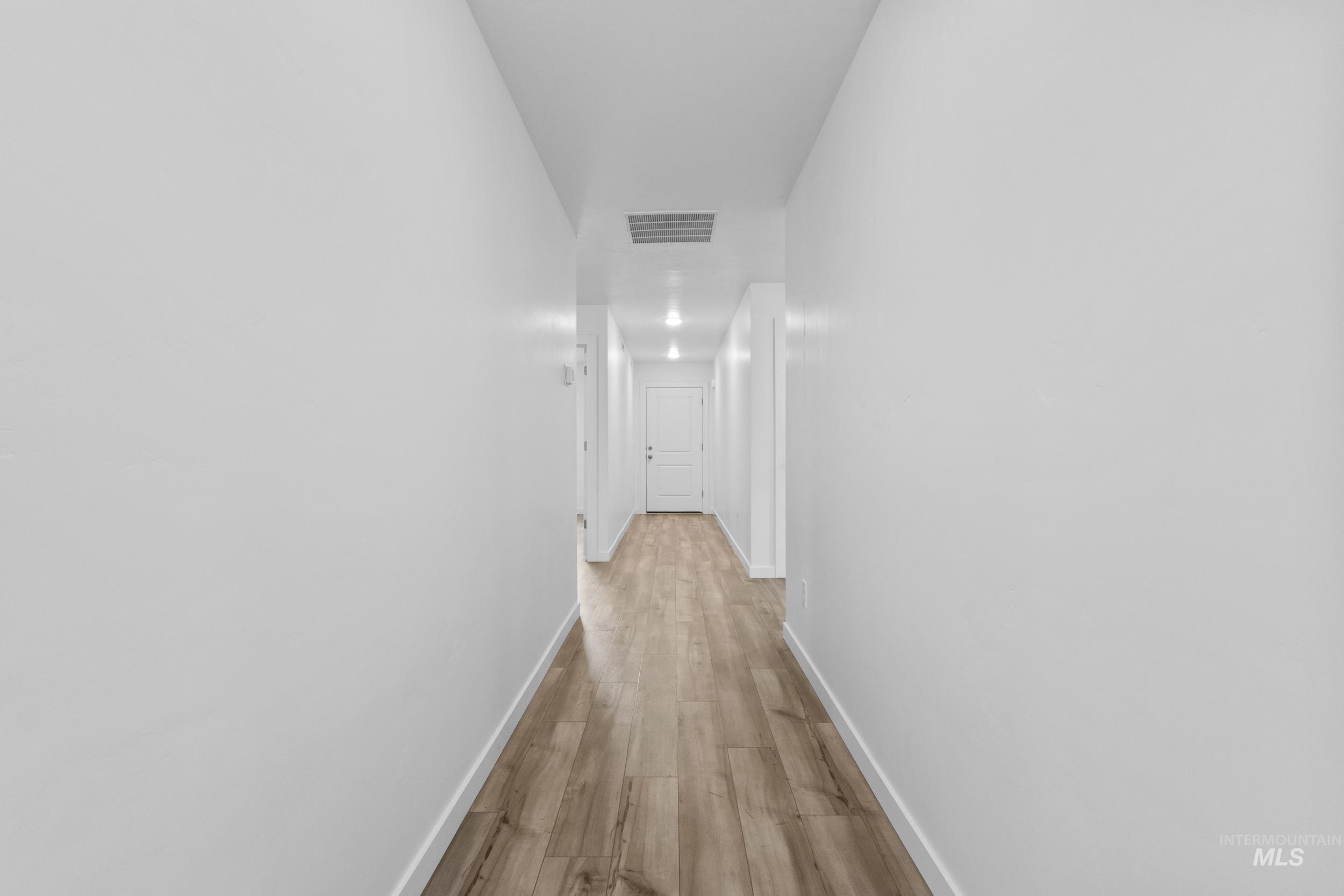 11270 Barn Ranch St, Caldwell, Idaho 83605, 3 Bedrooms, 2 Bathrooms, Residential For Sale, Price $409,999, 98979662