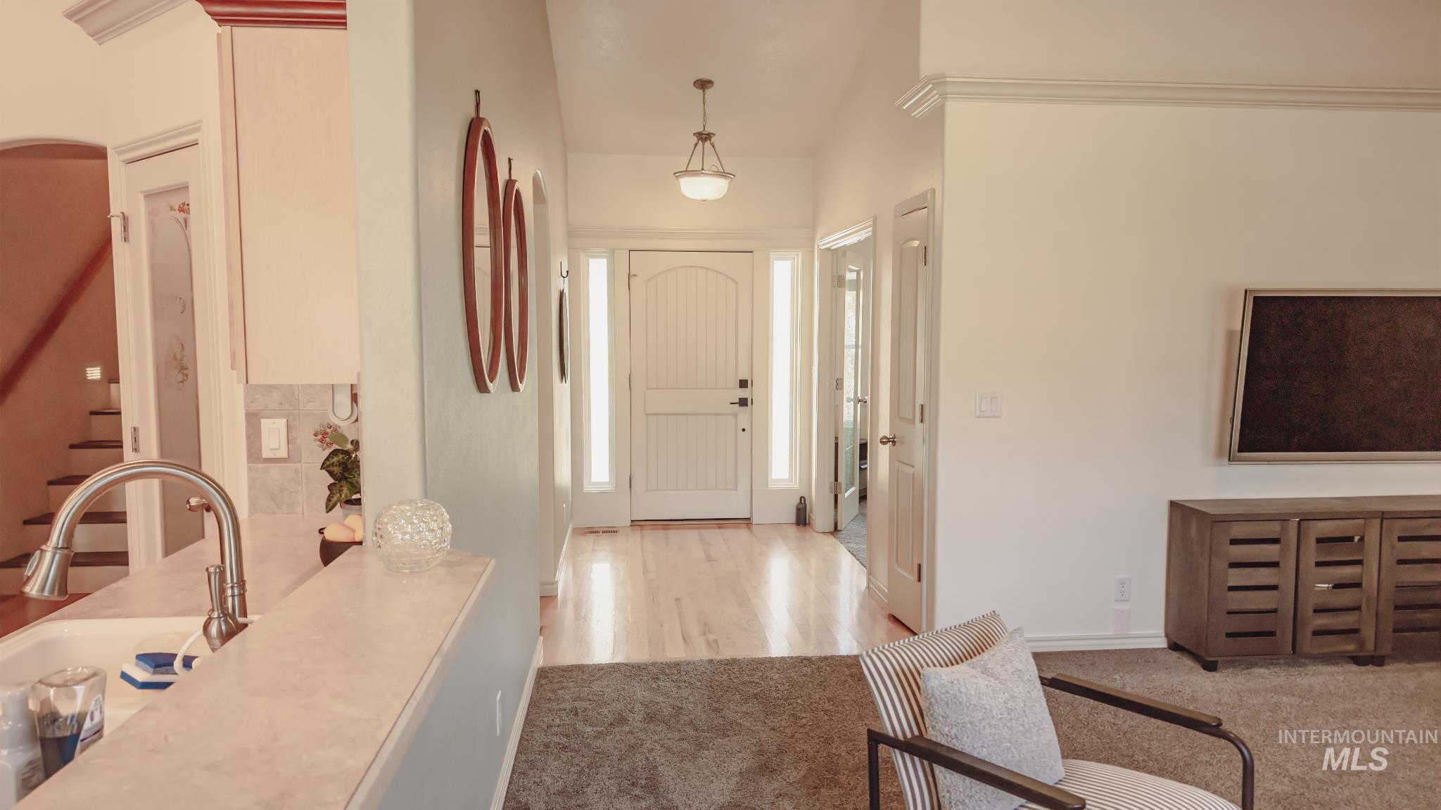 334 E Burney Glen Dr, Meridian, Idaho 83646, 4 Bedrooms, 2 Bathrooms, Residential For Sale, Price $565,000, 98979664