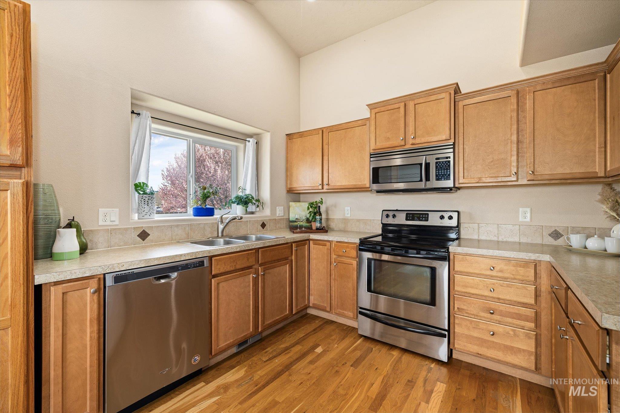 690 SW Josephine St, Mountain Home, Idaho 83647, 3 Bedrooms, 2 Bathrooms, Residential For Sale, Price $339,900, 98979666