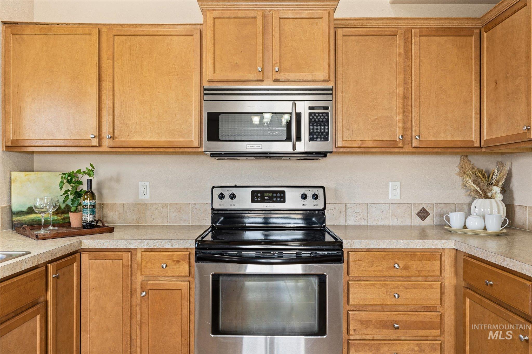 690 SW Josephine St, Mountain Home, Idaho 83647, 3 Bedrooms, 2 Bathrooms, Residential For Sale, Price $339,900, 98979666