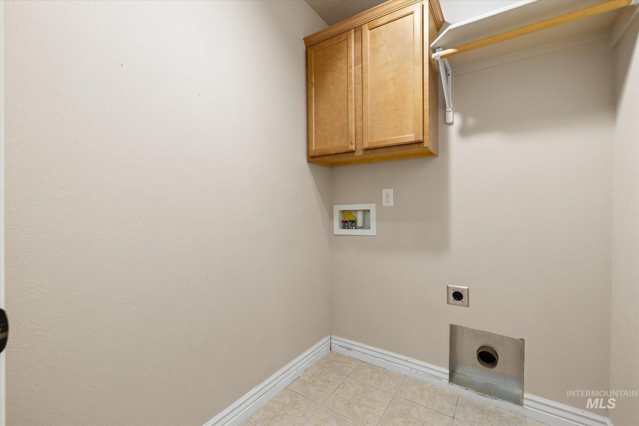 690 SW Josephine St, Mountain Home, Idaho 83647, 3 Bedrooms, 2 Bathrooms, Residential For Sale, Price $339,900, 98979666