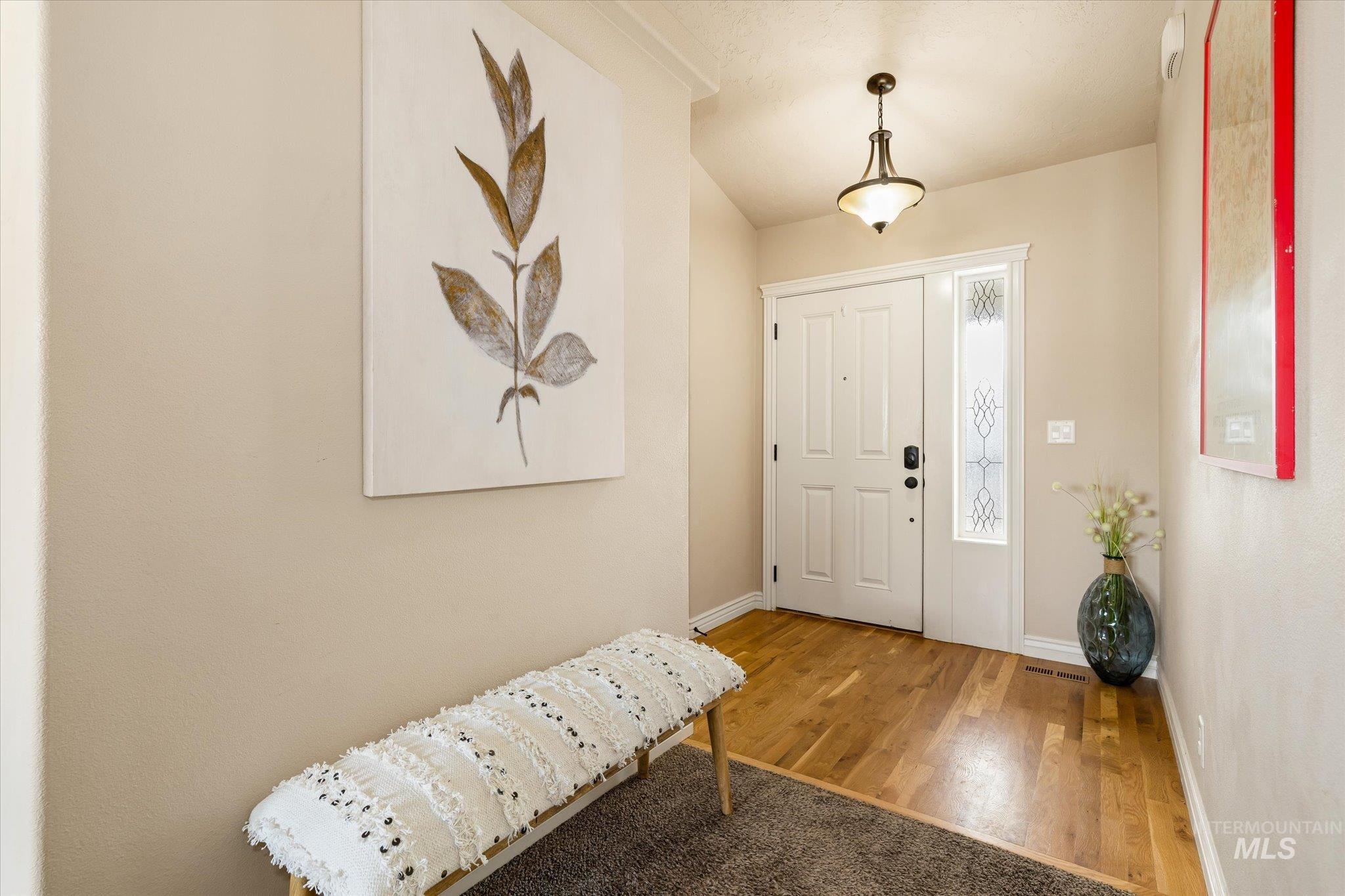 690 SW Josephine St, Mountain Home, Idaho 83647, 3 Bedrooms, 2 Bathrooms, Residential For Sale, Price $339,900, 98979666