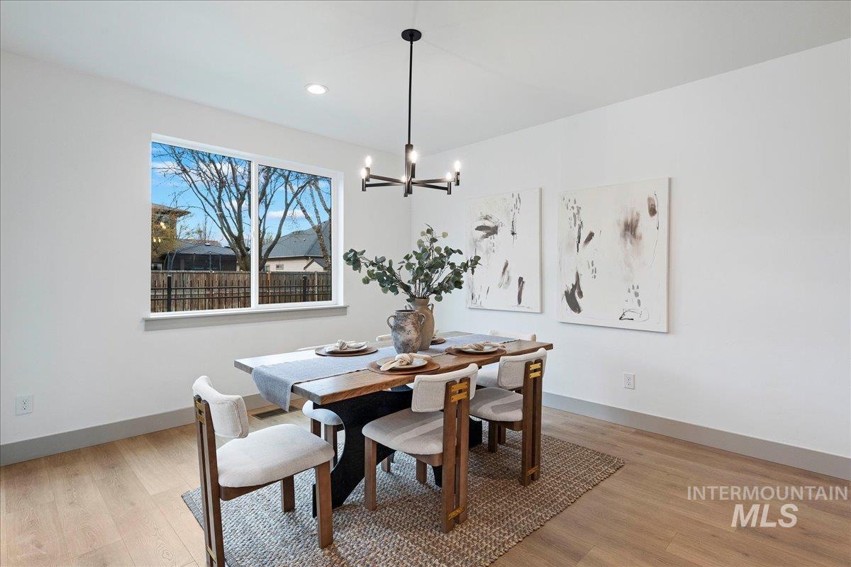 967 W Malbar St., Meridian, Idaho 83646, 3 Bedrooms, 2 Bathrooms, Residential For Sale, Price $699,900, 98979667