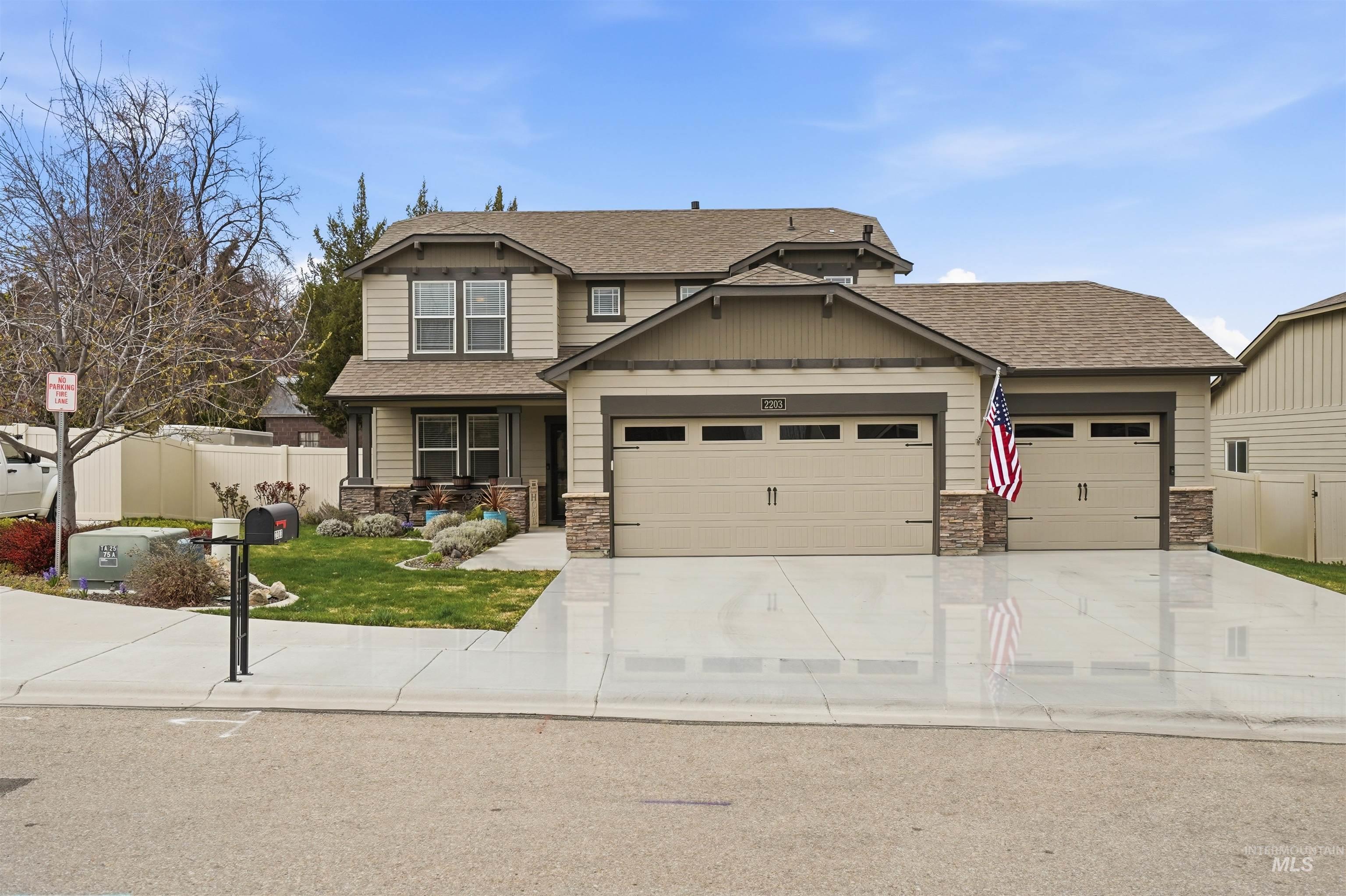 2203 S Tucson Ave, Nampa, Idaho 83686, 3 Bedrooms, 2.5 Bathrooms, Residential For Sale, Price $479,990, 98979668
