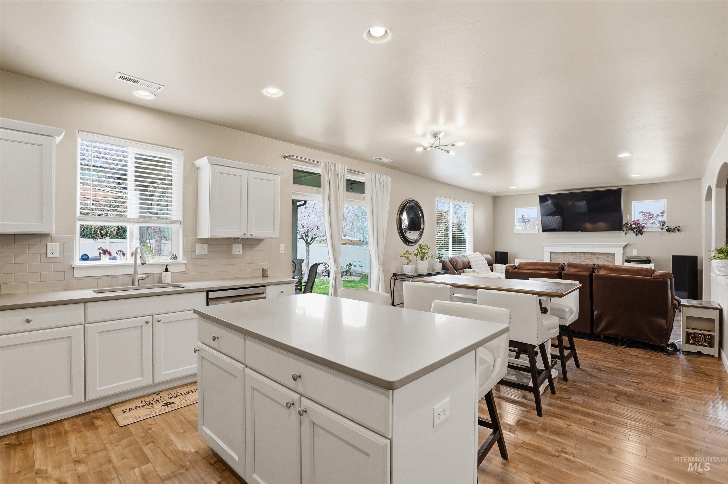 2203 S Tucson Ave, Nampa, Idaho 83686, 3 Bedrooms, 2.5 Bathrooms, Residential For Sale, Price $479,990, 98979668