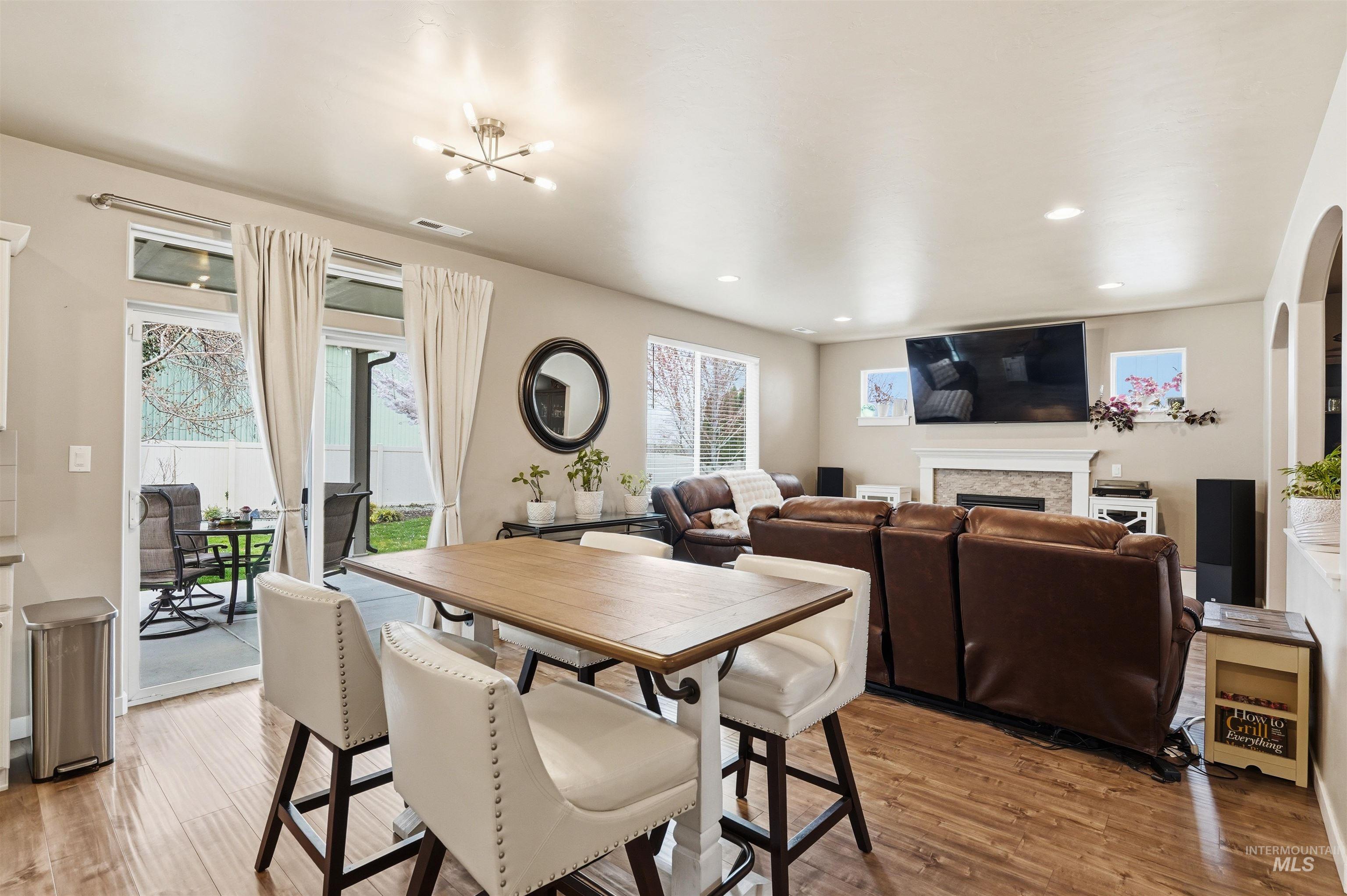 2203 S Tucson Ave, Nampa, Idaho 83686, 3 Bedrooms, 2.5 Bathrooms, Residential For Sale, Price $479,990, 98979668