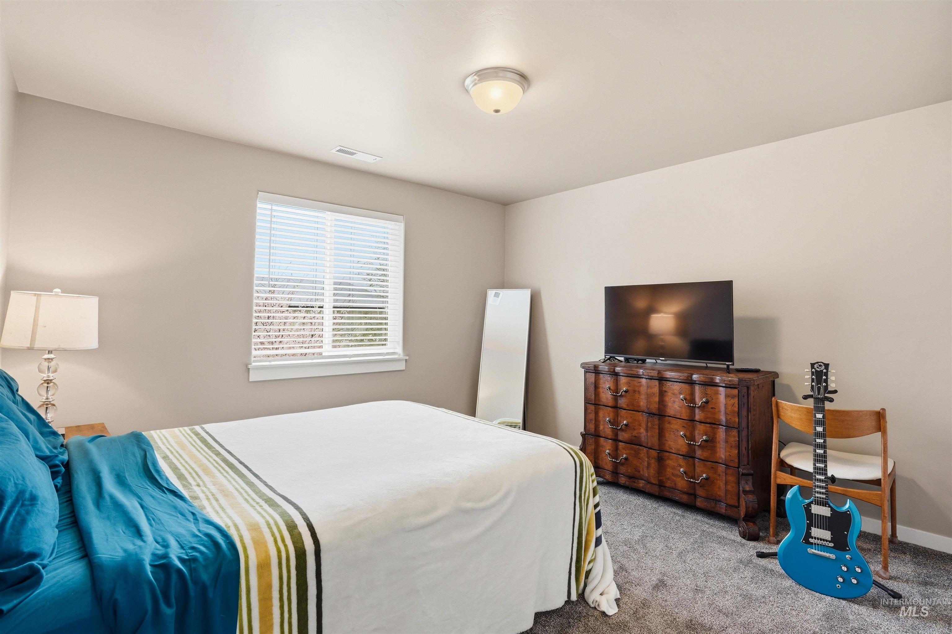 2203 S Tucson Ave, Nampa, Idaho 83686, 3 Bedrooms, 2.5 Bathrooms, Residential For Sale, Price $479,990, 98979668