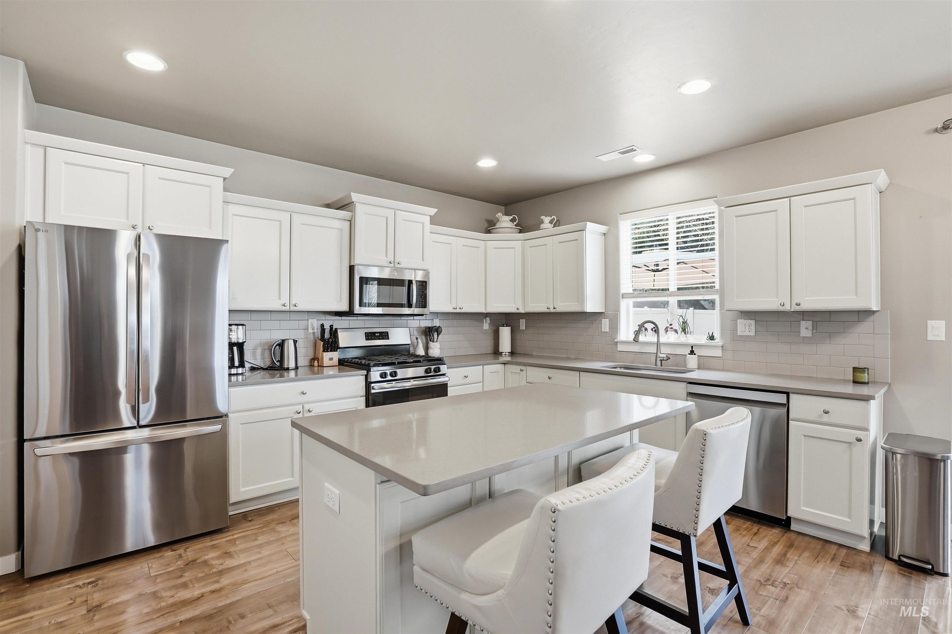 2203 S Tucson Ave, Nampa, Idaho 83686, 3 Bedrooms, 2.5 Bathrooms, Residential For Sale, Price $479,990, 98979668