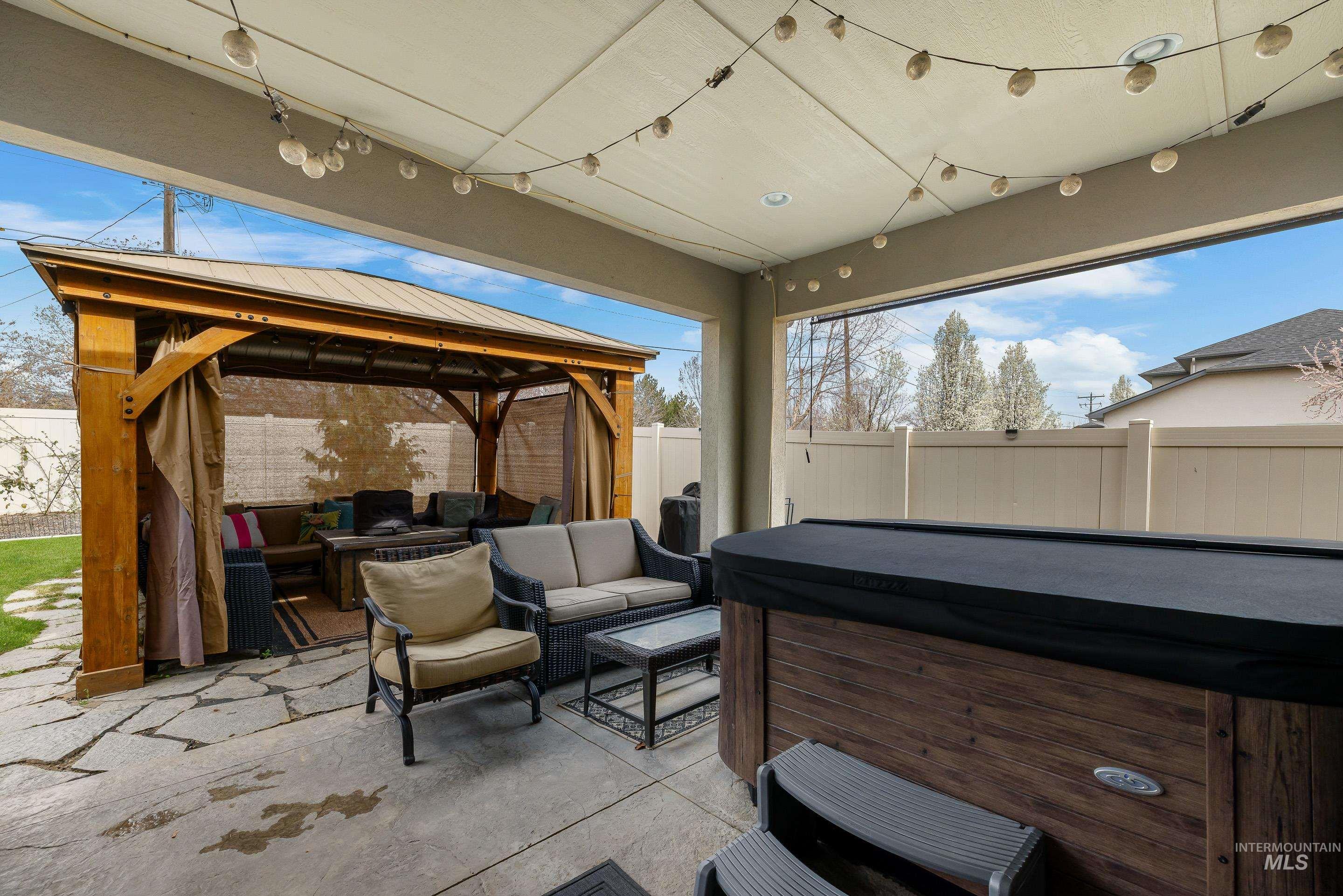 488 E Whiskey Flats, Meridian, Idaho 83642, 3 Bedrooms, 2.5 Bathrooms, Residential For Sale, Price $699,900, 98979670