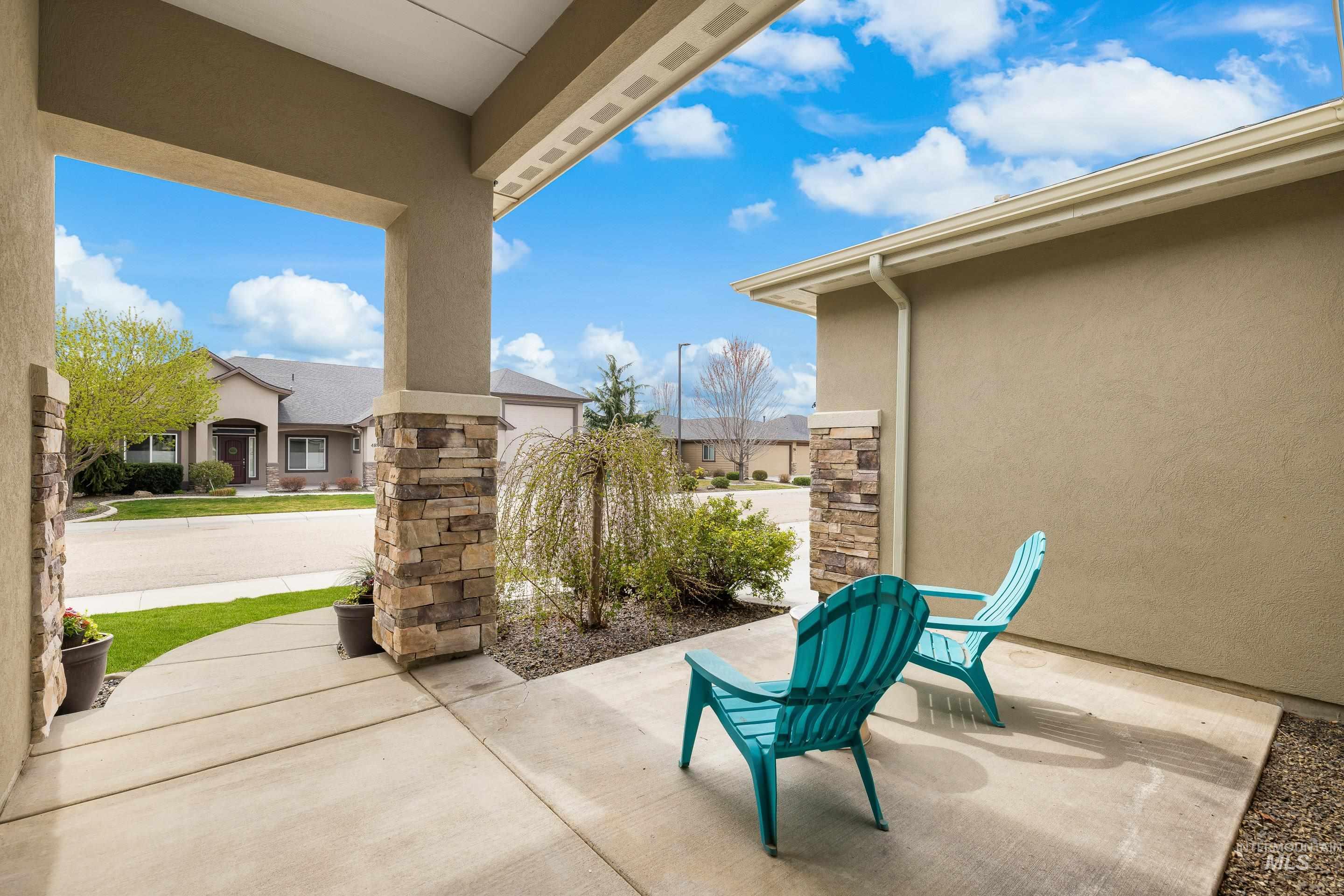 488 E Whiskey Flats, Meridian, Idaho 83642, 3 Bedrooms, 2.5 Bathrooms, Residential For Sale, Price $699,900, 98979670