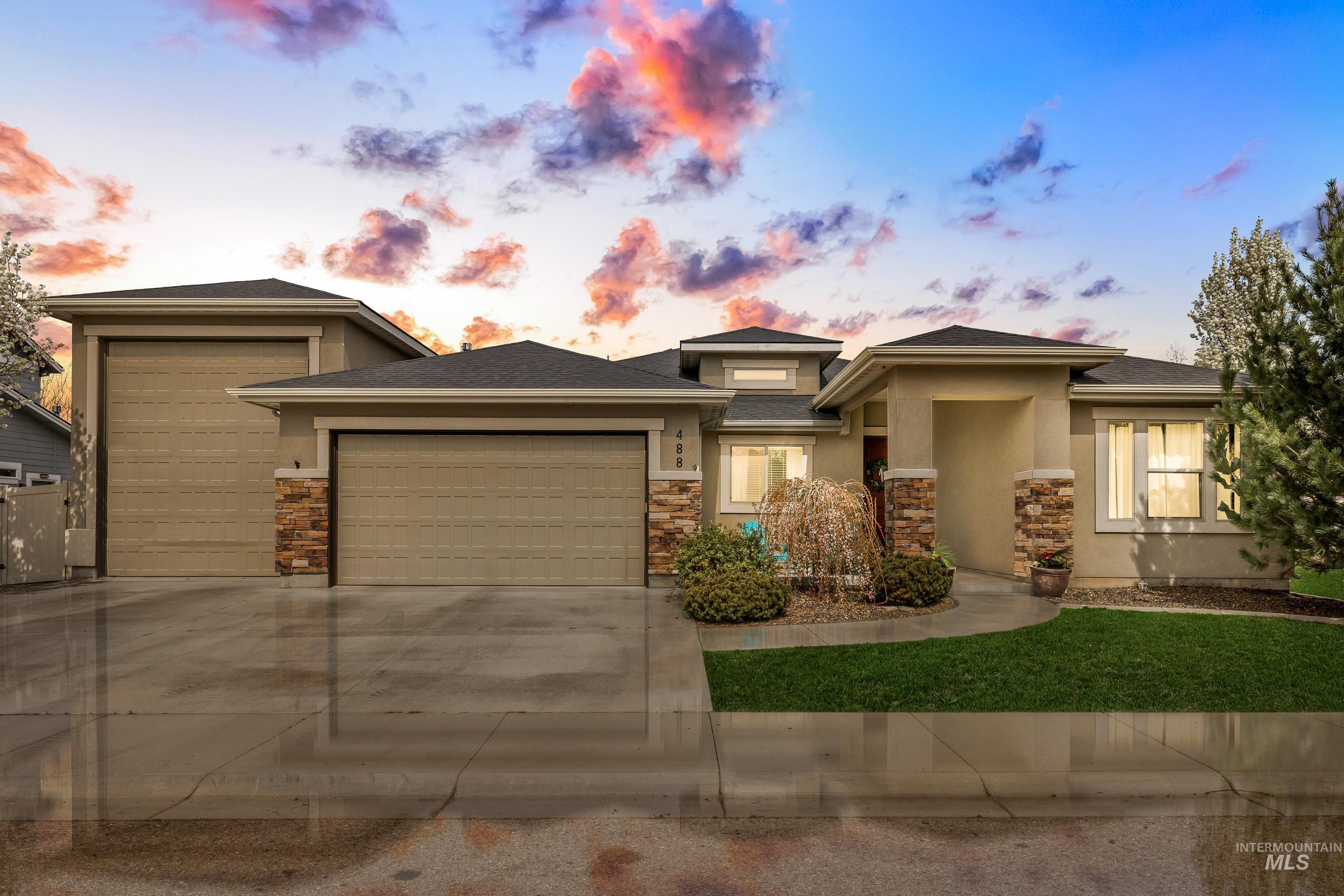 488 E Whiskey Flats, Meridian, Idaho 83642, 3 Bedrooms, 2.5 Bathrooms, Residential For Sale, Price $699,900, 98979670