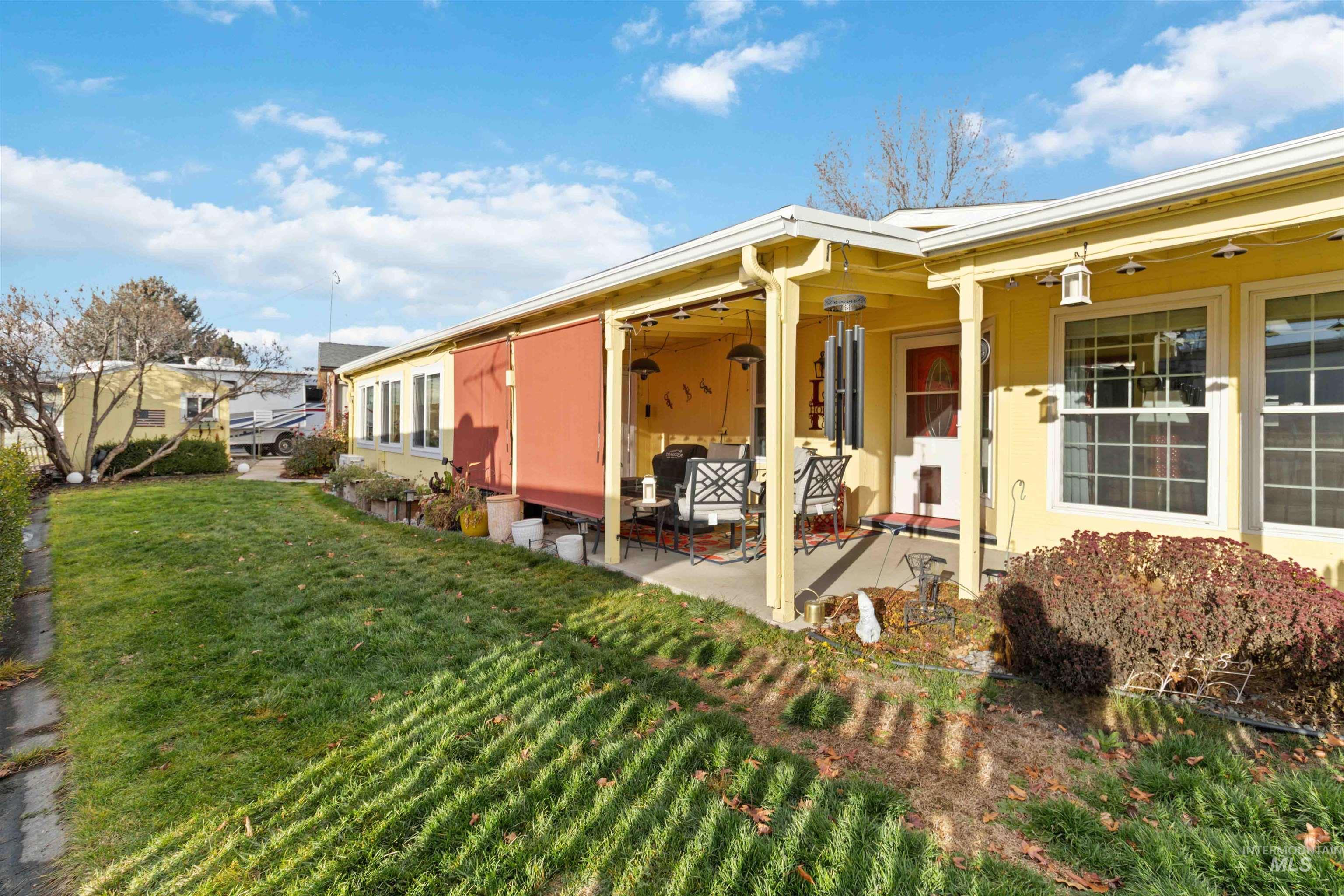 138 Rainbow Dr, Boise, Idaho 83713, 2 Bedrooms, 2 Bathrooms, Residential For Sale, Price $199,999, 98979672