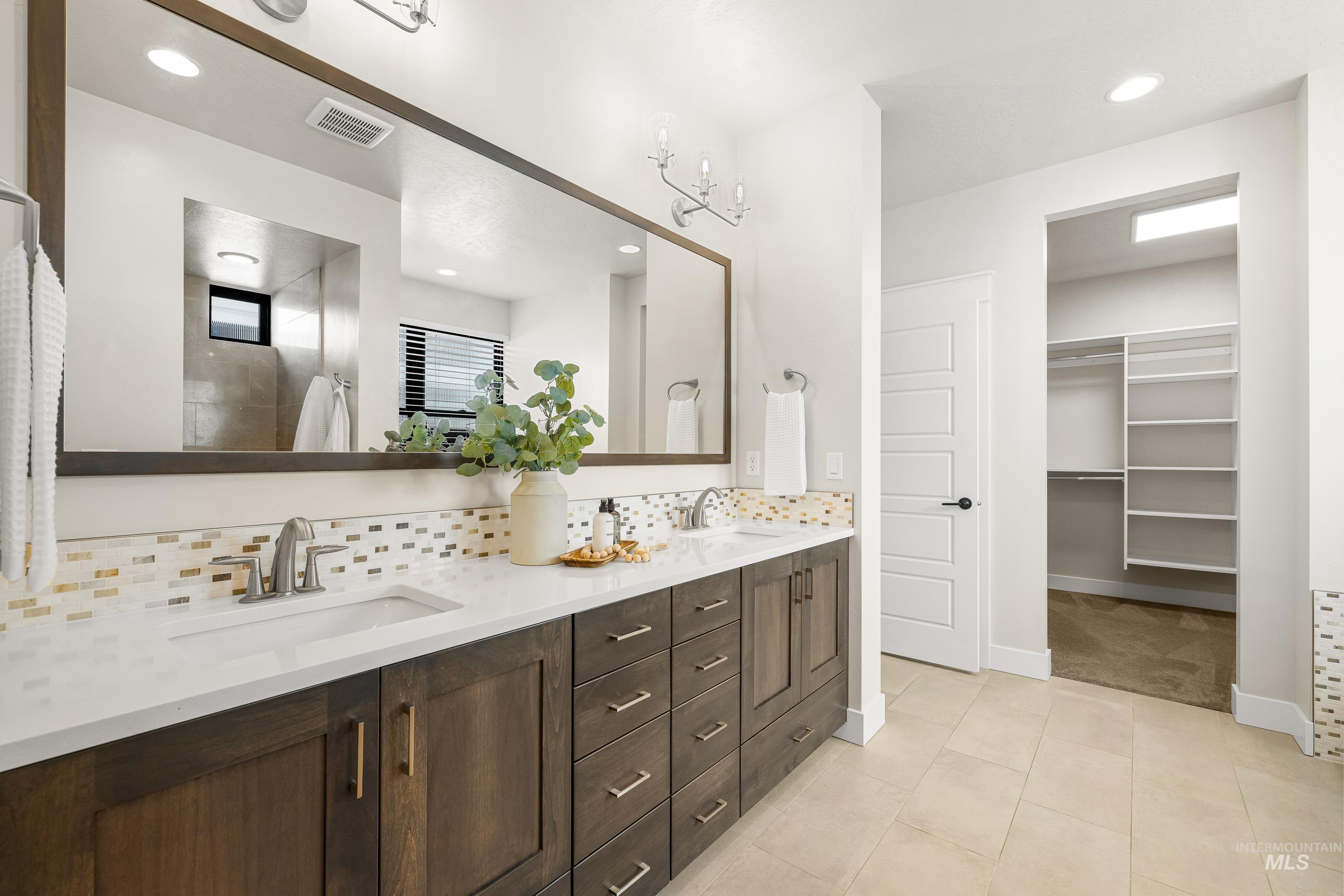 3689 W Neville Ranch Ct., Boise, Idaho 83714, 4 Bedrooms, 3.5 Bathrooms, Residential For Sale, Price $995,000, 98979675