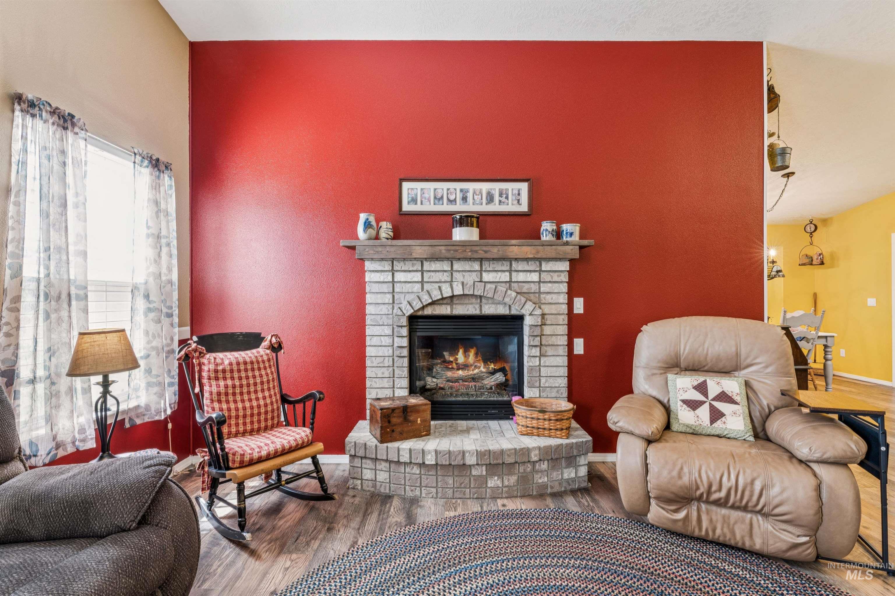 517 N Stratford St, Nampa, Idaho 83651, 2 Bedrooms, 2 Bathrooms, Residential For Sale, Price $269,900, 98979682