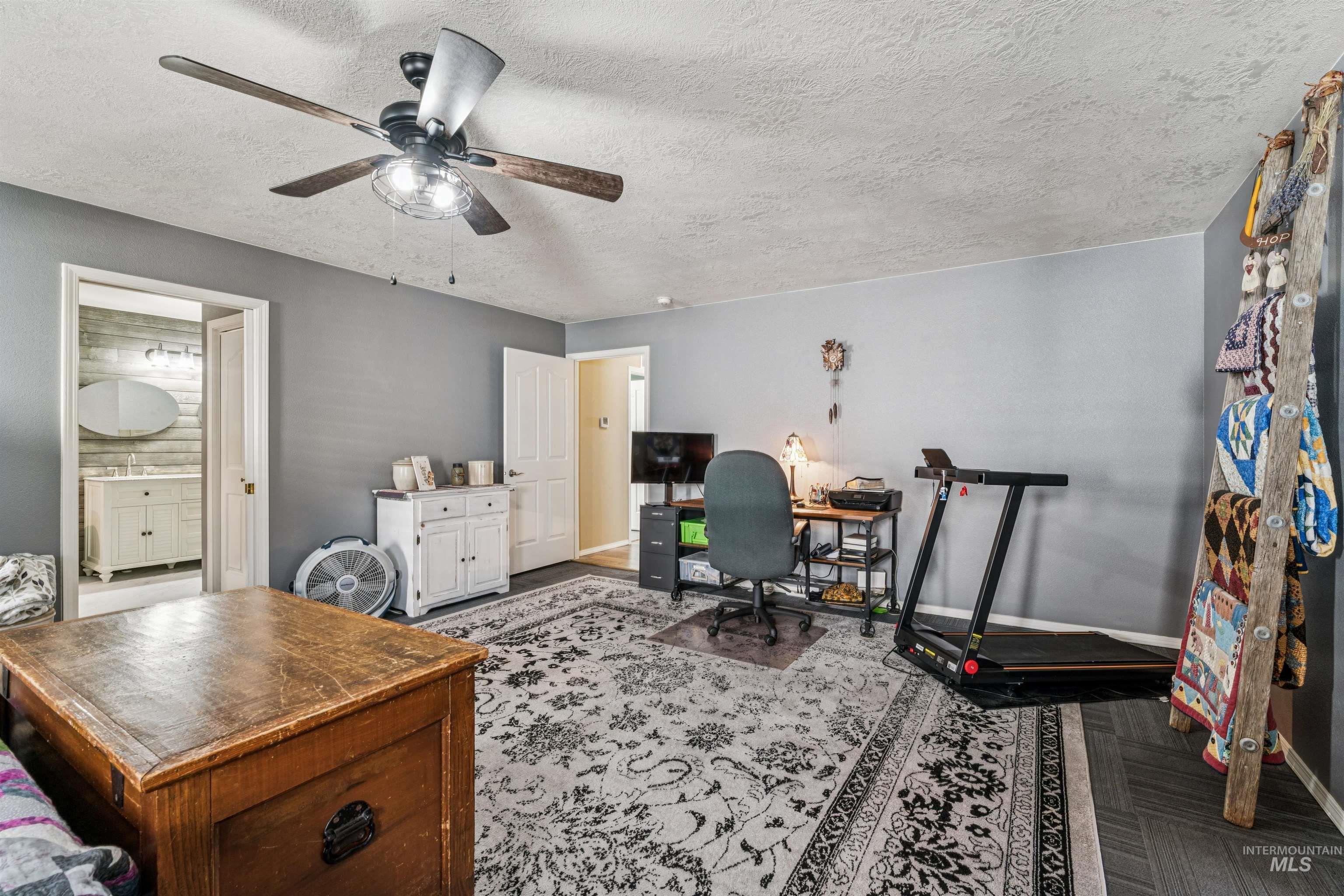 517 N Stratford St, Nampa, Idaho 83651, 2 Bedrooms, 2 Bathrooms, Residential For Sale, Price $269,900, 98979682