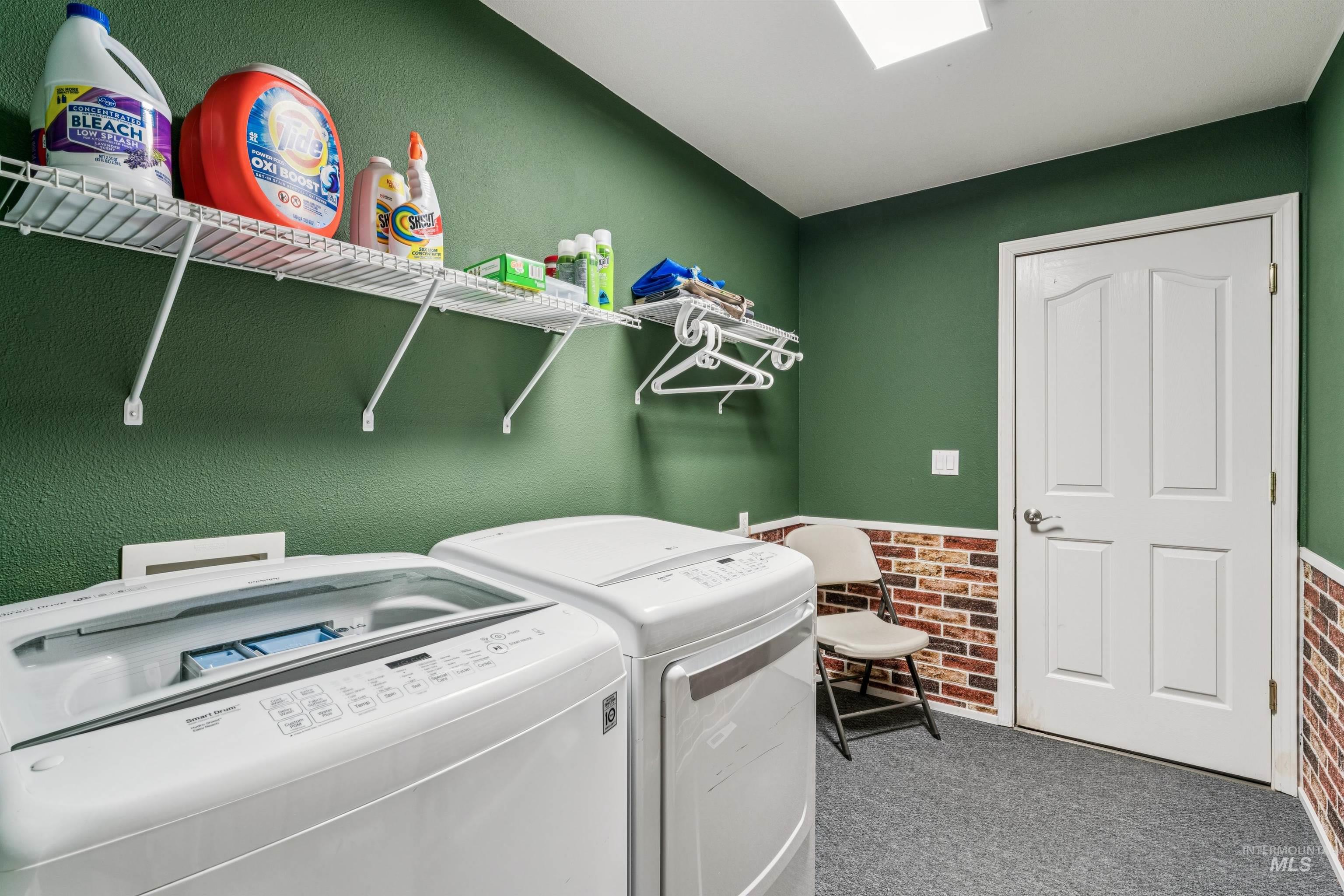 517 N Stratford St, Nampa, Idaho 83651, 2 Bedrooms, 2 Bathrooms, Residential For Sale, Price $269,900, 98979682