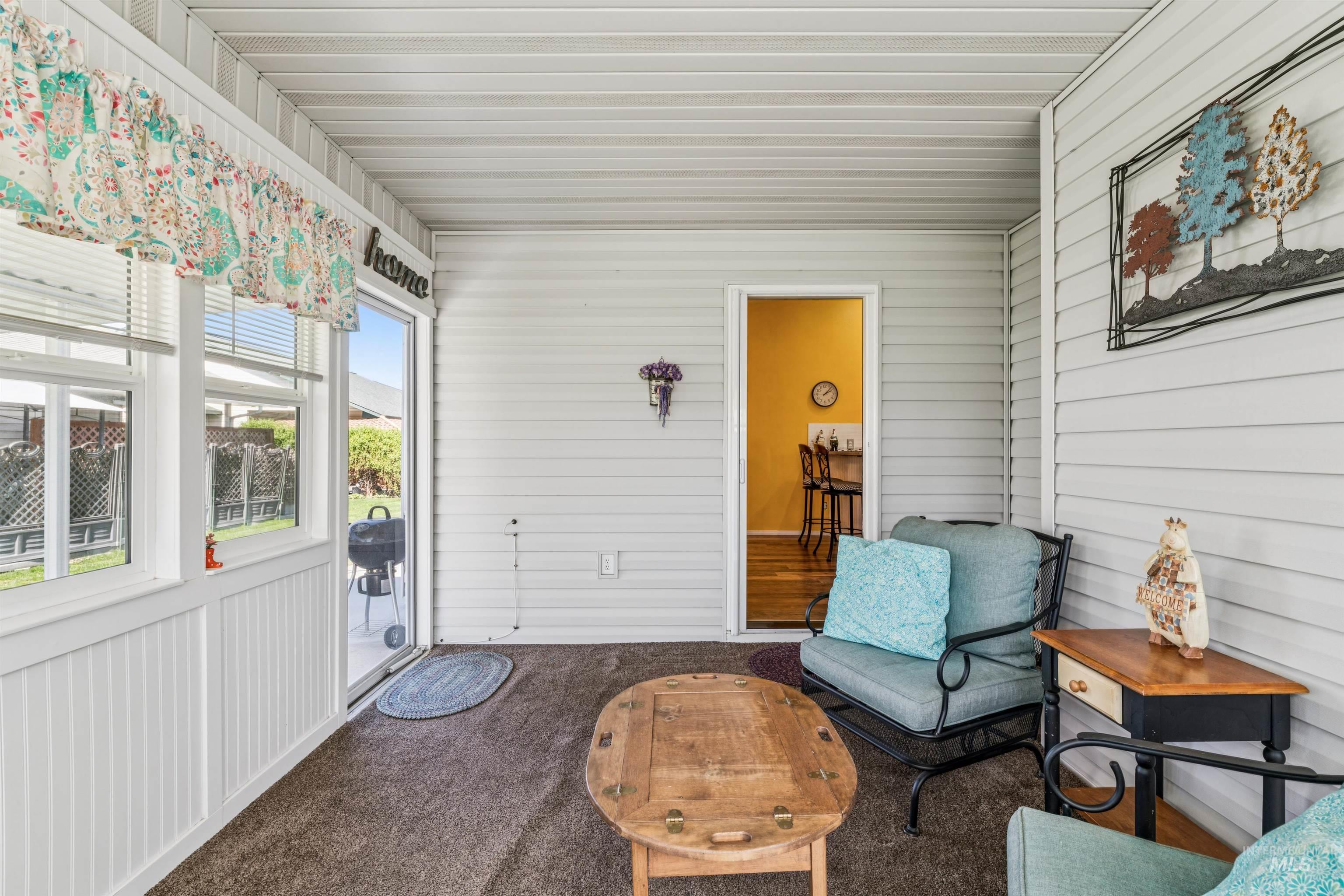 517 N Stratford St, Nampa, Idaho 83651, 2 Bedrooms, 2 Bathrooms, Residential For Sale, Price $269,900, 98979682