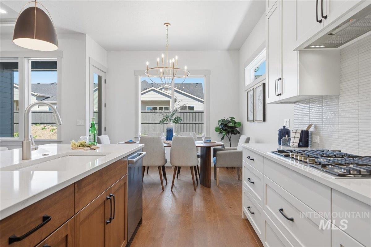 983 E Crescendo St, Meridian, Idaho 83642, 3 Bedrooms, 2 Bathrooms, Residential For Sale, Price $619,900,MLS 98979685