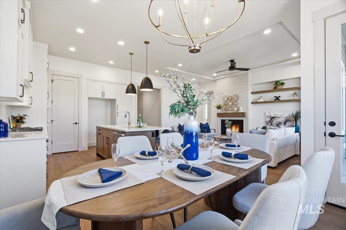 983 E Crescendo St, Meridian, Idaho 83642, 3 Bedrooms, 2 Bathrooms, Residential For Sale, Price $619,900,MLS 98979685