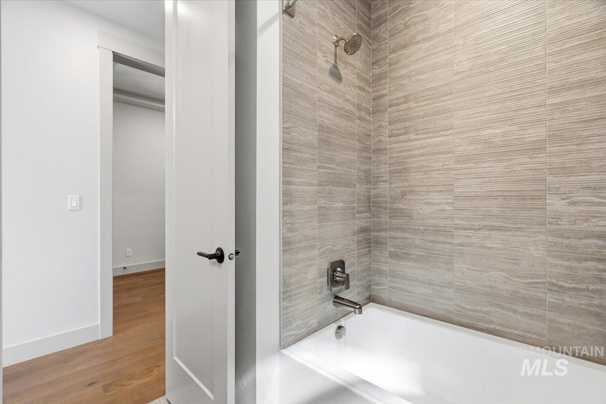 983 E Crescendo St, Meridian, Idaho 83642, 3 Bedrooms, 2 Bathrooms, Residential For Sale, Price $619,900,MLS 98979685