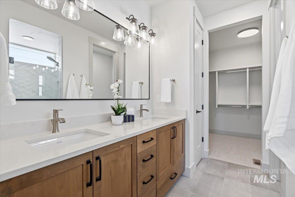 983 E Crescendo St, Meridian, Idaho 83642, 3 Bedrooms, 2 Bathrooms, Residential For Sale, Price $619,900,MLS 98979685