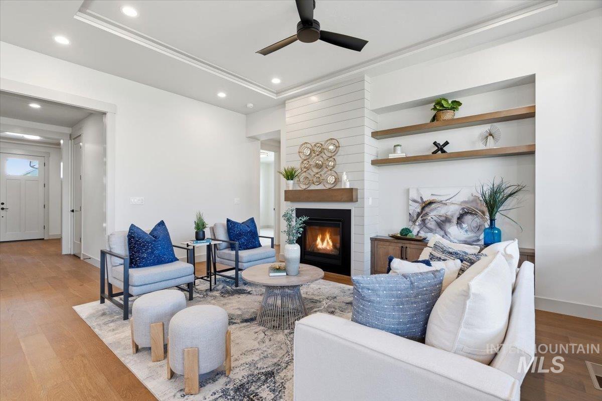 983 E Crescendo St, Meridian, Idaho 83642, 3 Bedrooms, 2 Bathrooms, Residential For Sale, Price $619,900,MLS 98979685