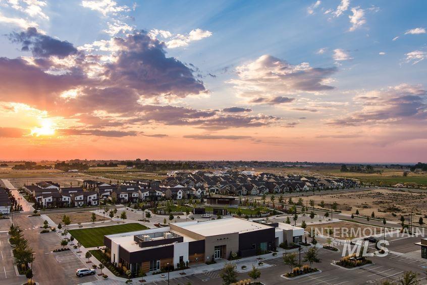 983 E Crescendo St, Meridian, Idaho 83642, 3 Bedrooms, 2 Bathrooms, Residential For Sale, Price $619,900,MLS 98979685