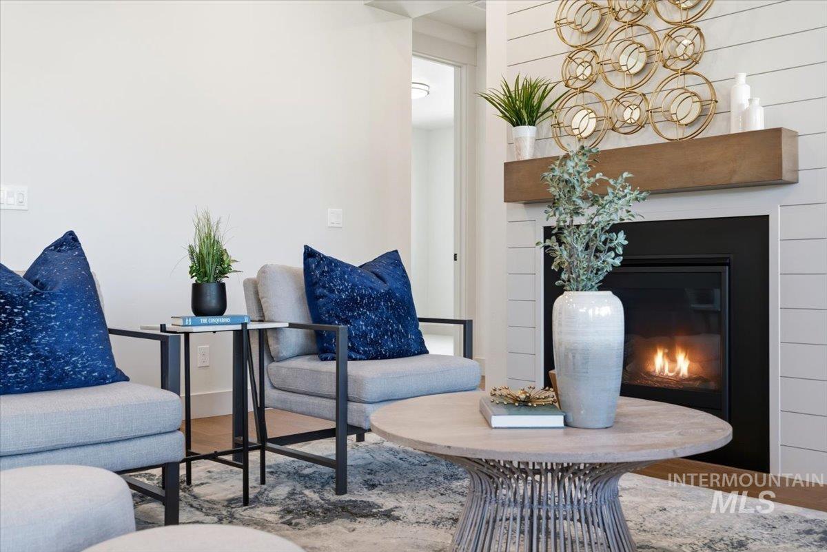 983 E Crescendo St, Meridian, Idaho 83642, 3 Bedrooms, 2 Bathrooms, Residential For Sale, Price $619,900,MLS 98979685