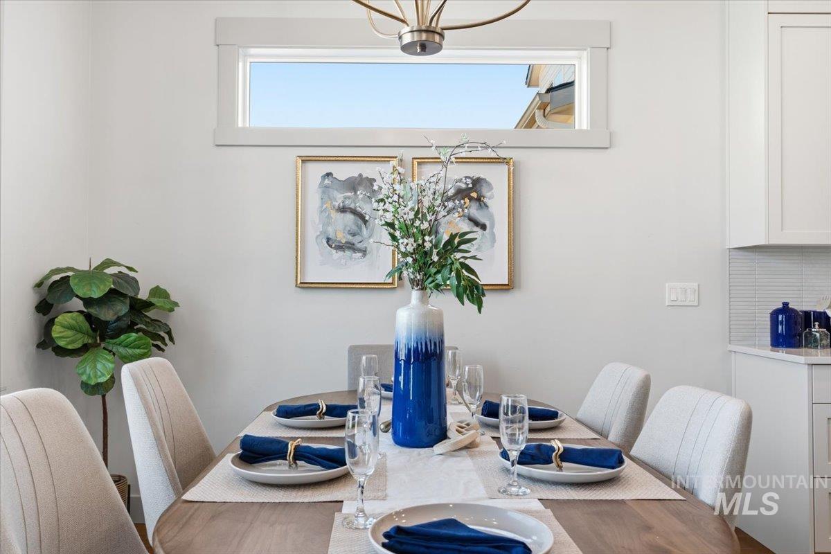 983 E Crescendo St, Meridian, Idaho 83642, 3 Bedrooms, 2 Bathrooms, Residential For Sale, Price $619,900,MLS 98979685