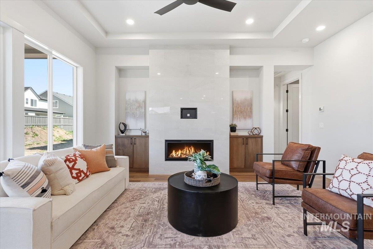 806 E Escalation St, Meridian, Idaho 83642, 3 Bedrooms, 2 Bathrooms, Residential For Sale, Price $624,900,MLS 98979689