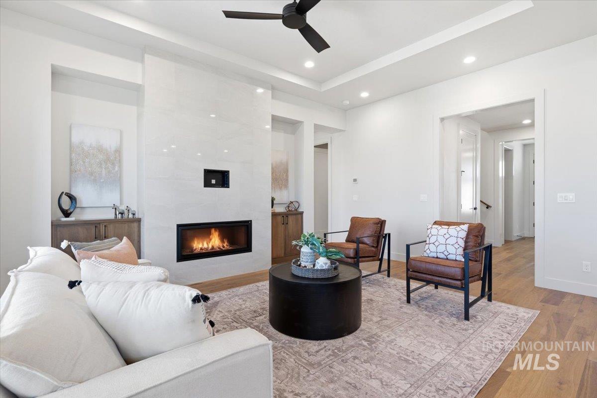 806 E Escalation St, Meridian, Idaho 83642, 3 Bedrooms, 2 Bathrooms, Residential For Sale, Price $624,900,MLS 98979689