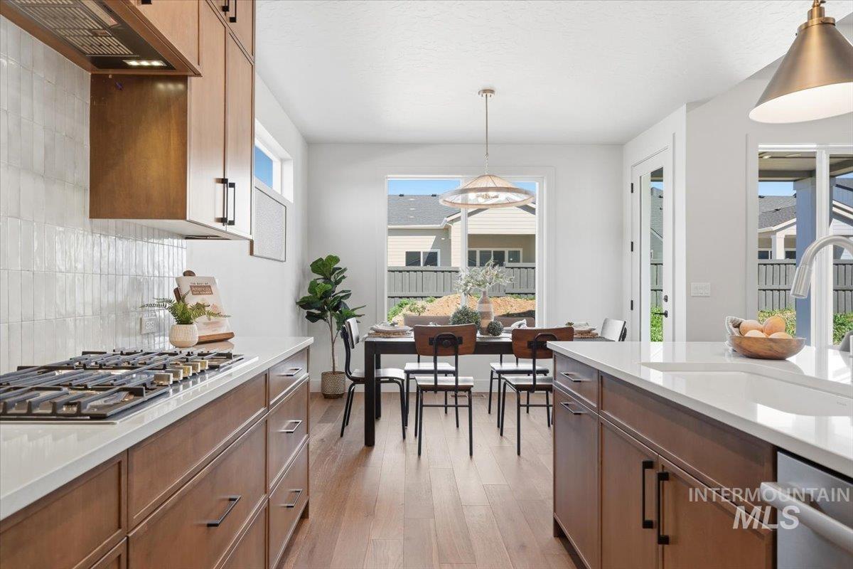 806 E Escalation St, Meridian, Idaho 83642, 3 Bedrooms, 2 Bathrooms, Residential For Sale, Price $624,900,MLS 98979689