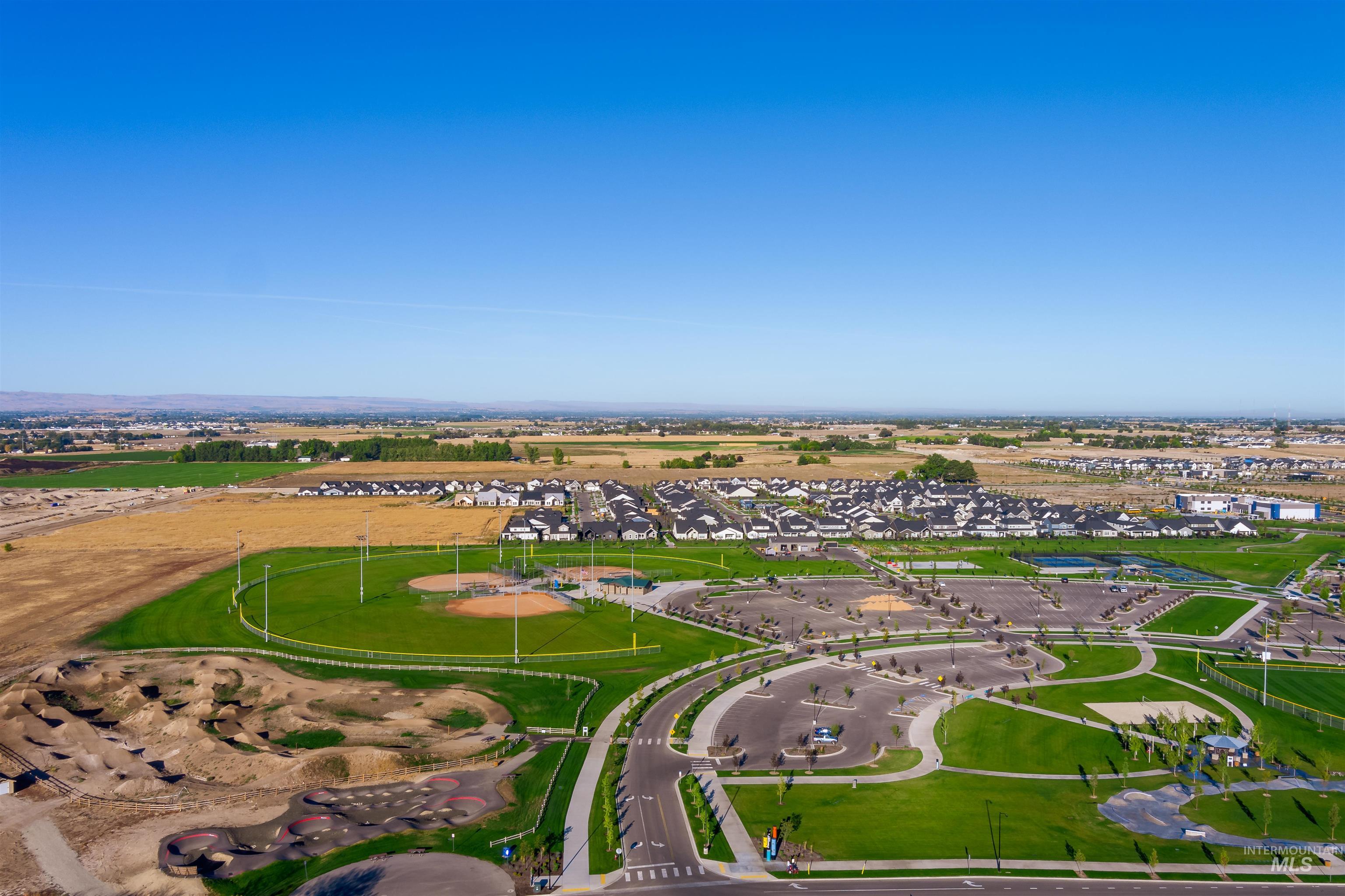 806 E Escalation St, Meridian, Idaho 83642, 3 Bedrooms, 2 Bathrooms, Residential For Sale, Price $624,900,MLS 98979689