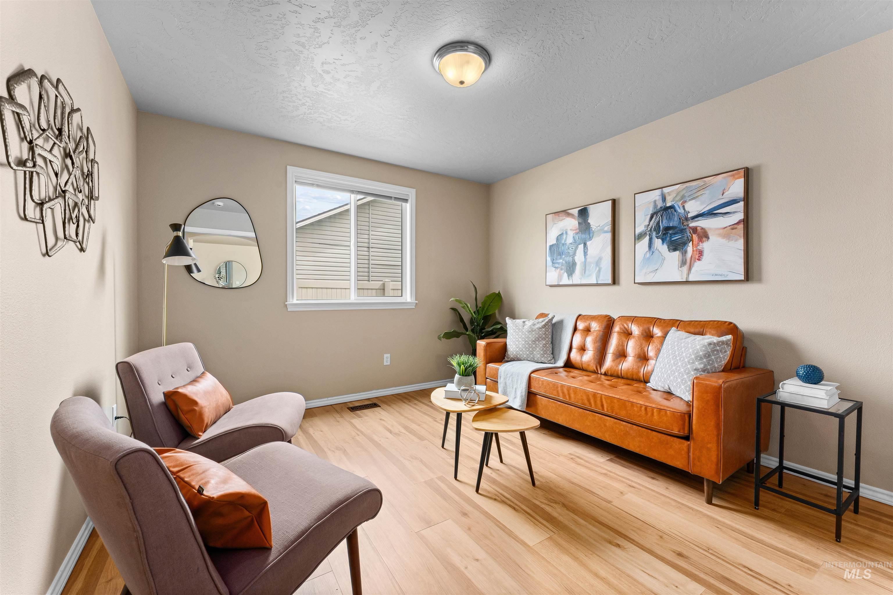 3923 Chatham Court, Caldwell, Idaho 83607, 4 Bedrooms, 2 Bathrooms, Residential For Sale, Price $363,900, 98979691