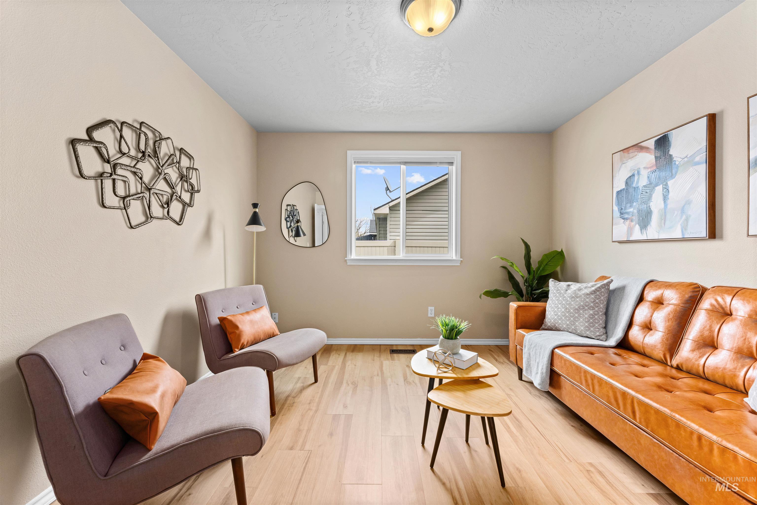 3923 Chatham Court, Caldwell, Idaho 83607, 4 Bedrooms, 2 Bathrooms, Residential For Sale, Price $363,900, 98979691