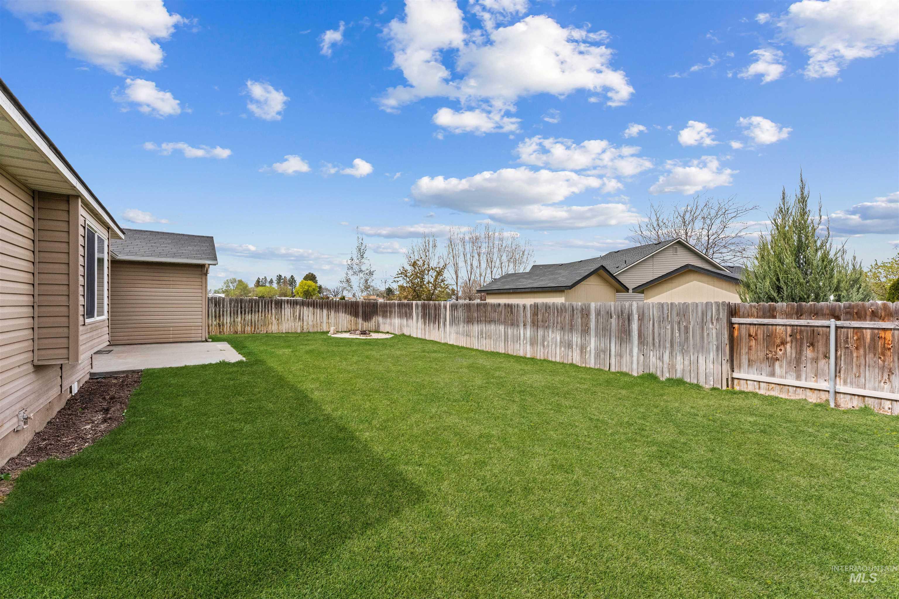 3923 Chatham Court, Caldwell, Idaho 83607, 4 Bedrooms, 2 Bathrooms, Residential For Sale, Price $363,900, 98979691