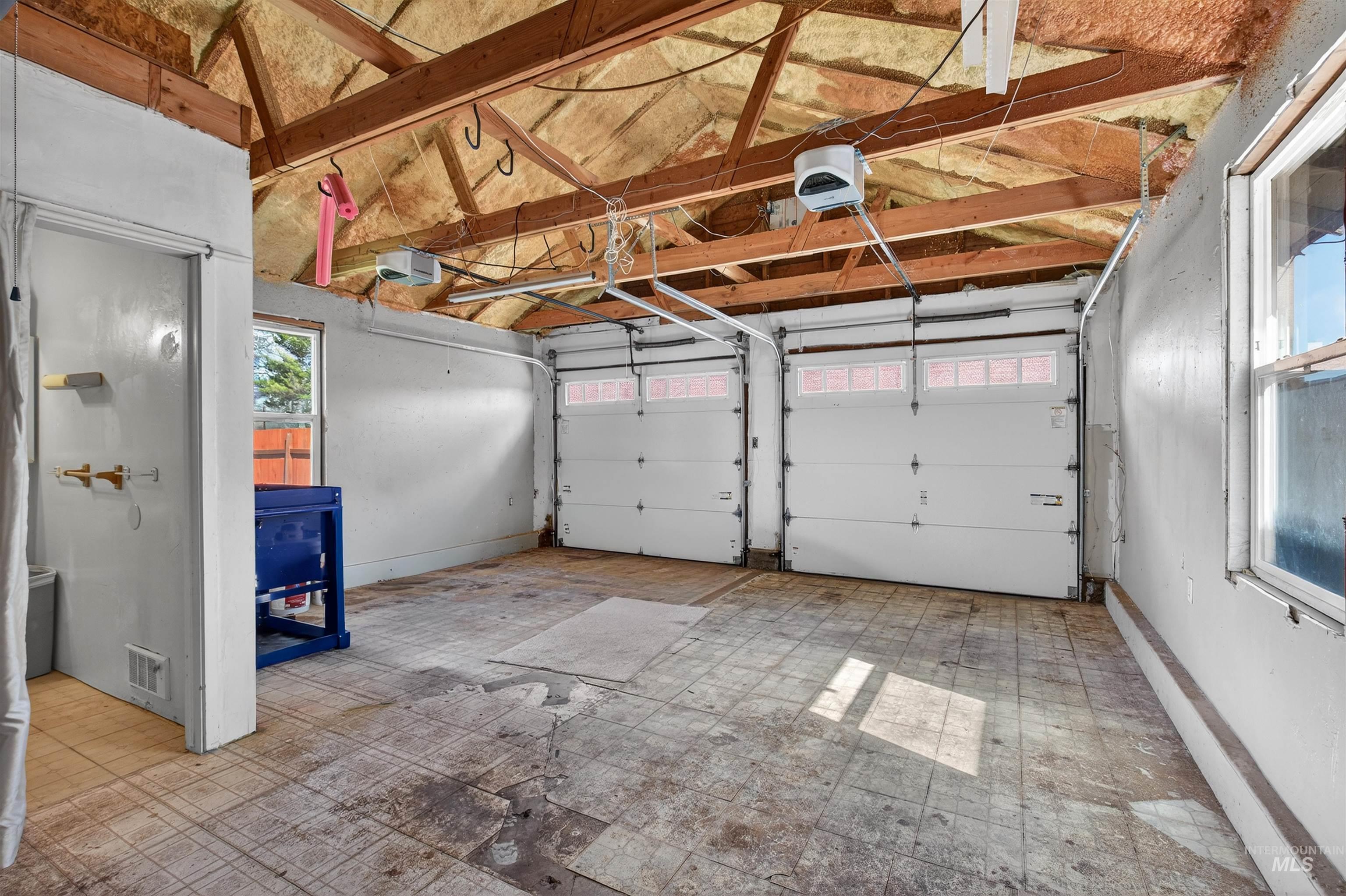 1025 10th Ave, Lewiston, Idaho 83501, 4 Bedrooms, 3 Bathrooms, Residential For Sale, Price $369,000, 98979696