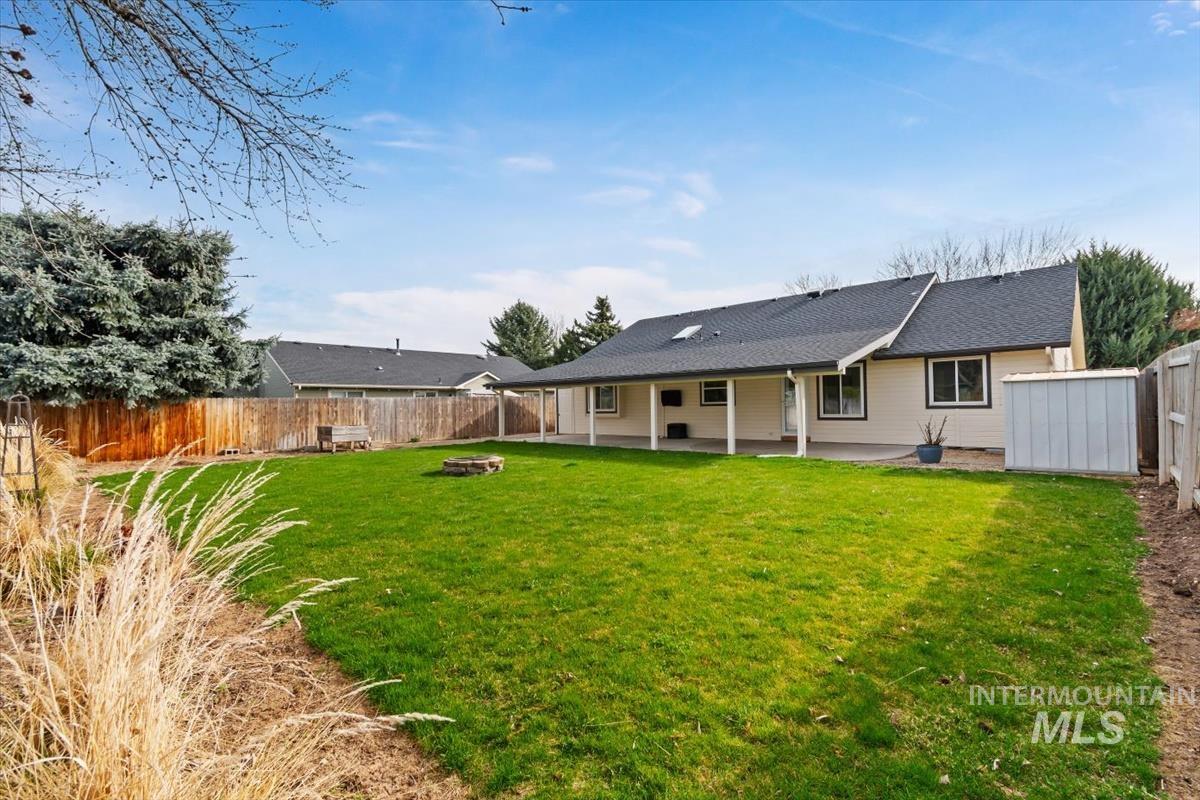 2723 N Wolverine, Meridian, Idaho 83646, 3 Bedrooms, 2 Bathrooms, Residential For Sale, Price $424,900,MLS 98979697