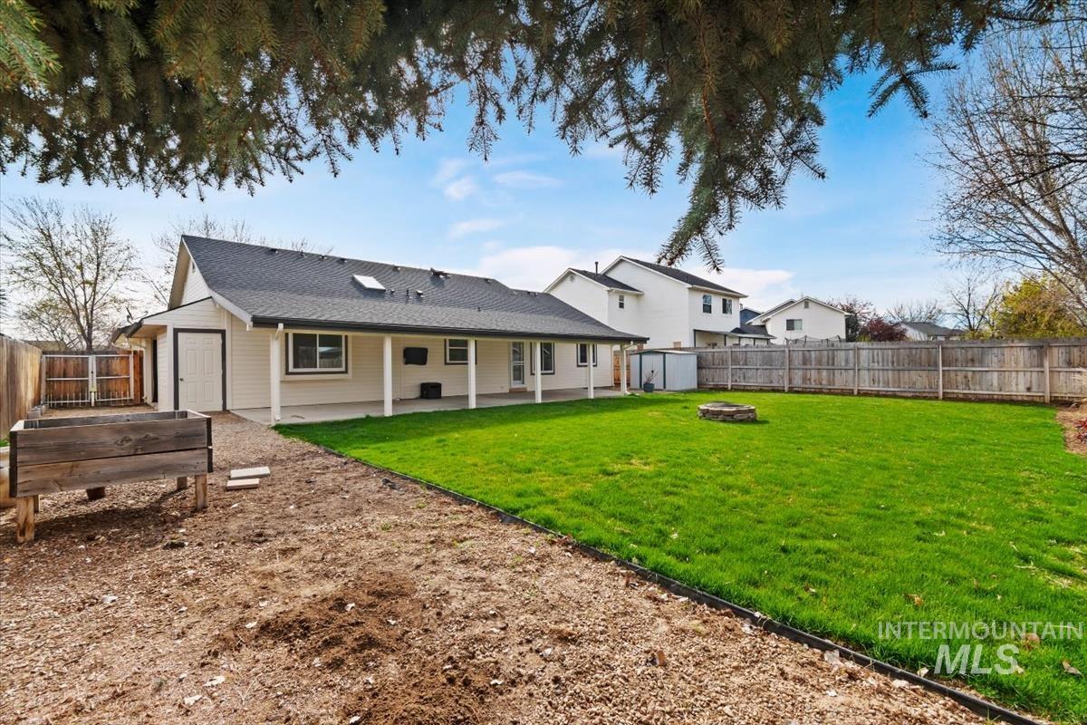 2723 N Wolverine, Meridian, Idaho 83646, 3 Bedrooms, 2 Bathrooms, Residential For Sale, Price $424,900,MLS 98979697