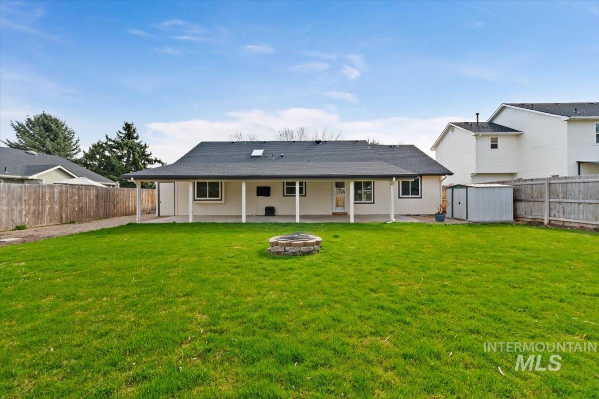 2723 N Wolverine, Meridian, Idaho 83646, 3 Bedrooms, 2 Bathrooms, Residential For Sale, Price $424,900,MLS 98979697