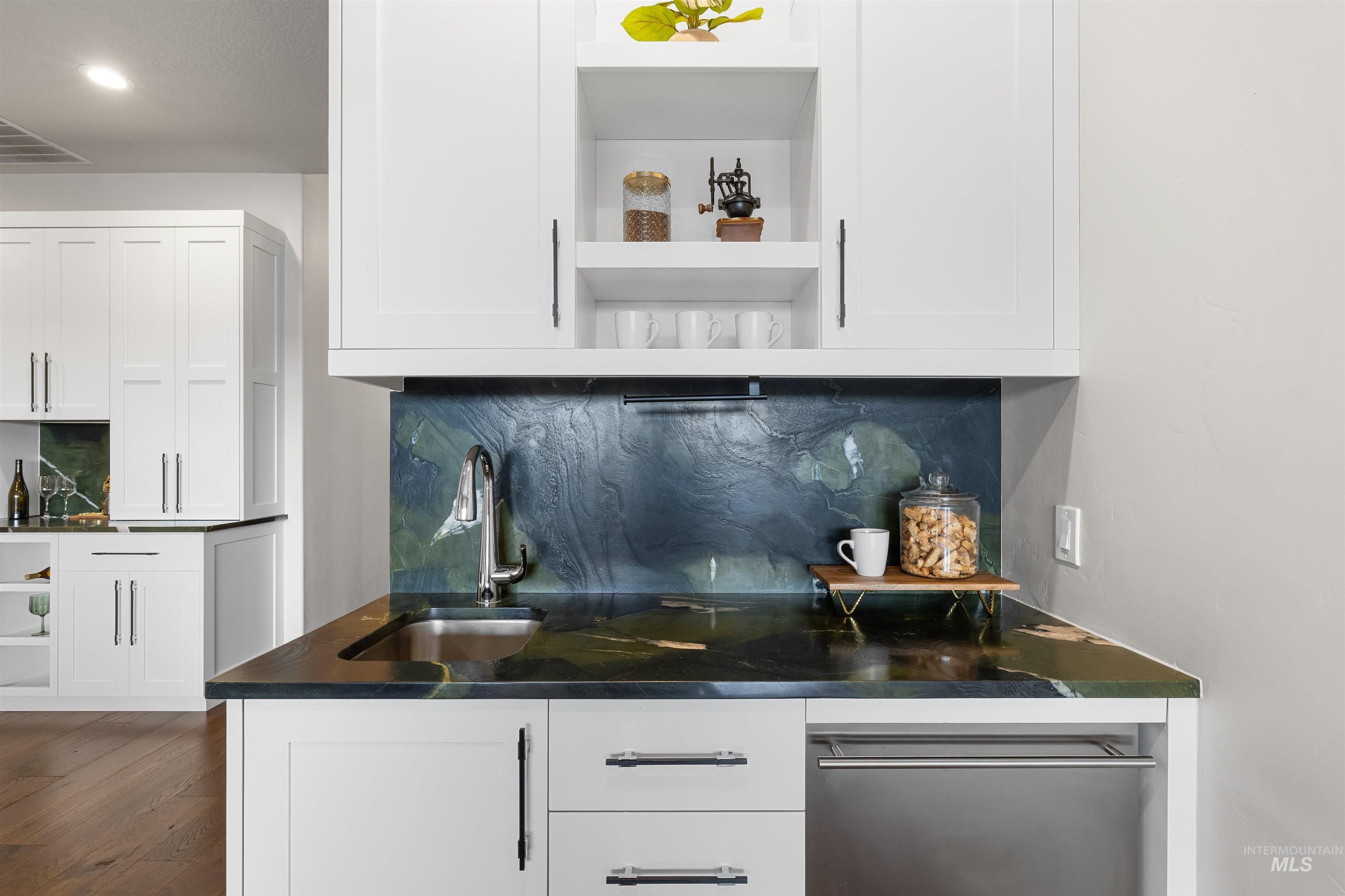 3395 E Parsnip Peak Drive, Boise, Idaho 83716, 3 Bedrooms, 2.5 Bathrooms, Residential For Sale, Price $1,147,000,MLS 98979698