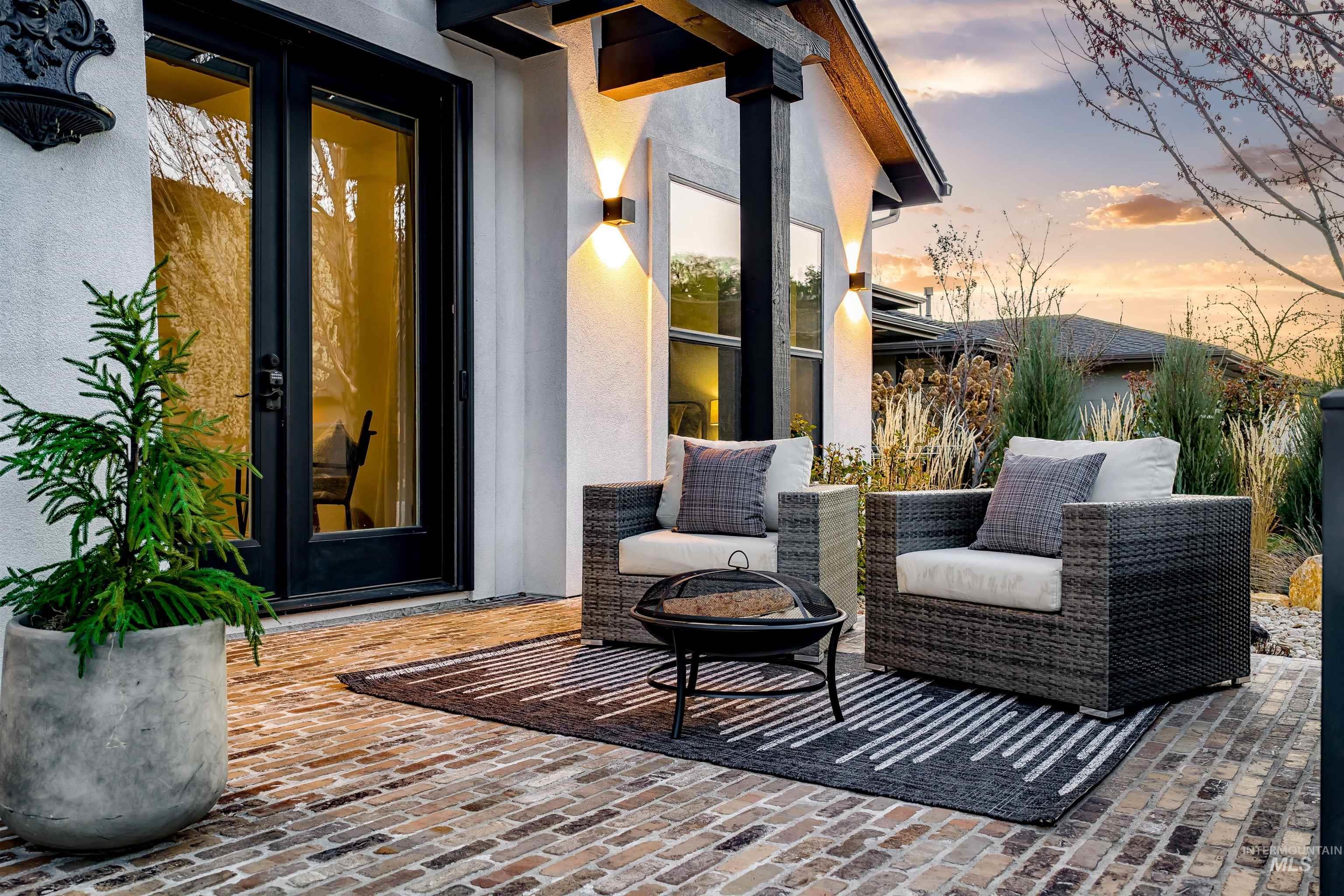 3395 E Parsnip Peak Drive, Boise, Idaho 83716, 3 Bedrooms, 2.5 Bathrooms, Residential For Sale, Price $1,147,000,MLS 98979698