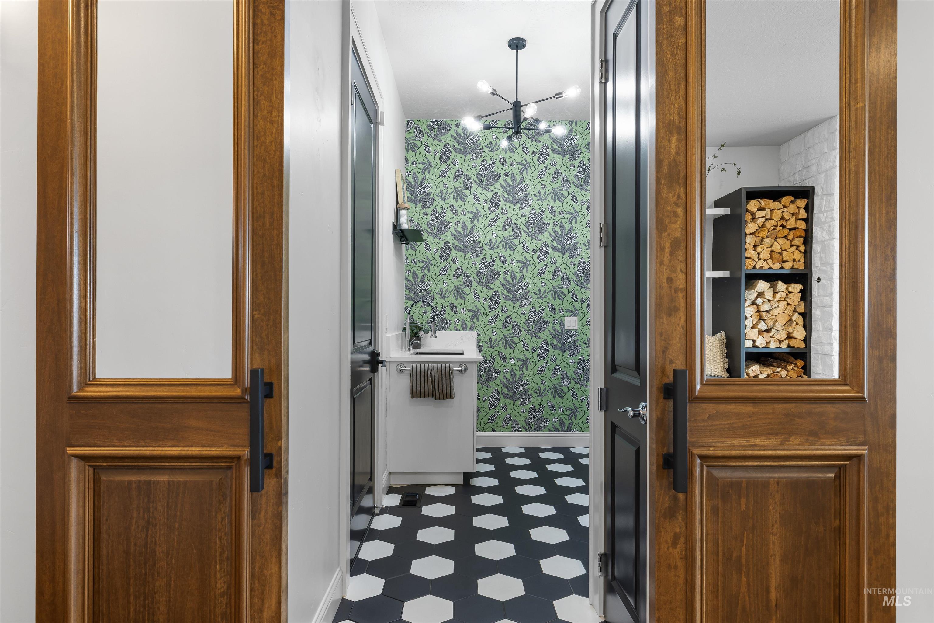 3395 E Parsnip Peak Drive, Boise, Idaho 83716, 3 Bedrooms, 2.5 Bathrooms, Residential For Sale, Price $1,147,000,MLS 98979698