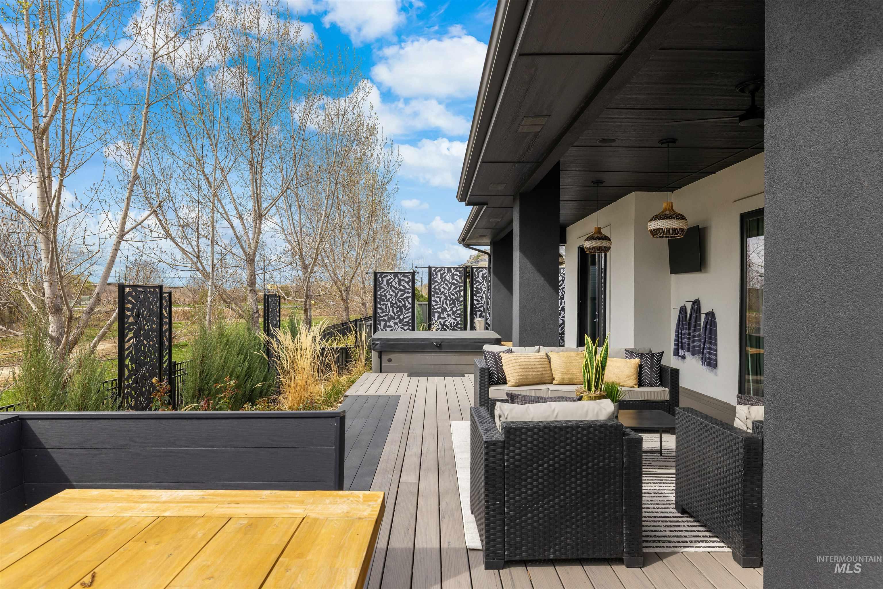 3395 E Parsnip Peak Drive, Boise, Idaho 83716, 3 Bedrooms, 2.5 Bathrooms, Residential For Sale, Price $1,147,000,MLS 98979698