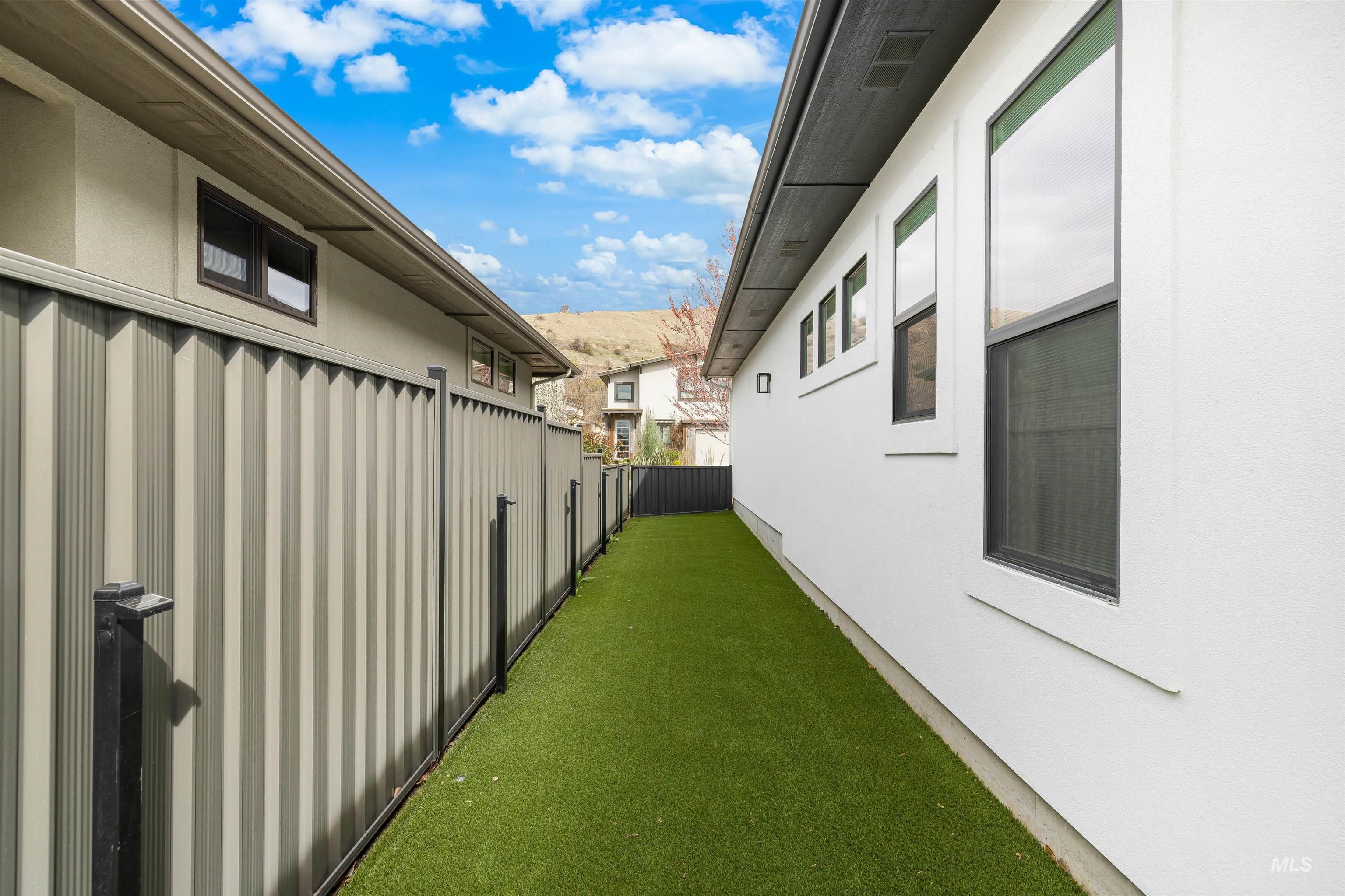 3395 E Parsnip Peak Drive, Boise, Idaho 83716, 3 Bedrooms, 2.5 Bathrooms, Residential For Sale, Price $1,147,000,MLS 98979698