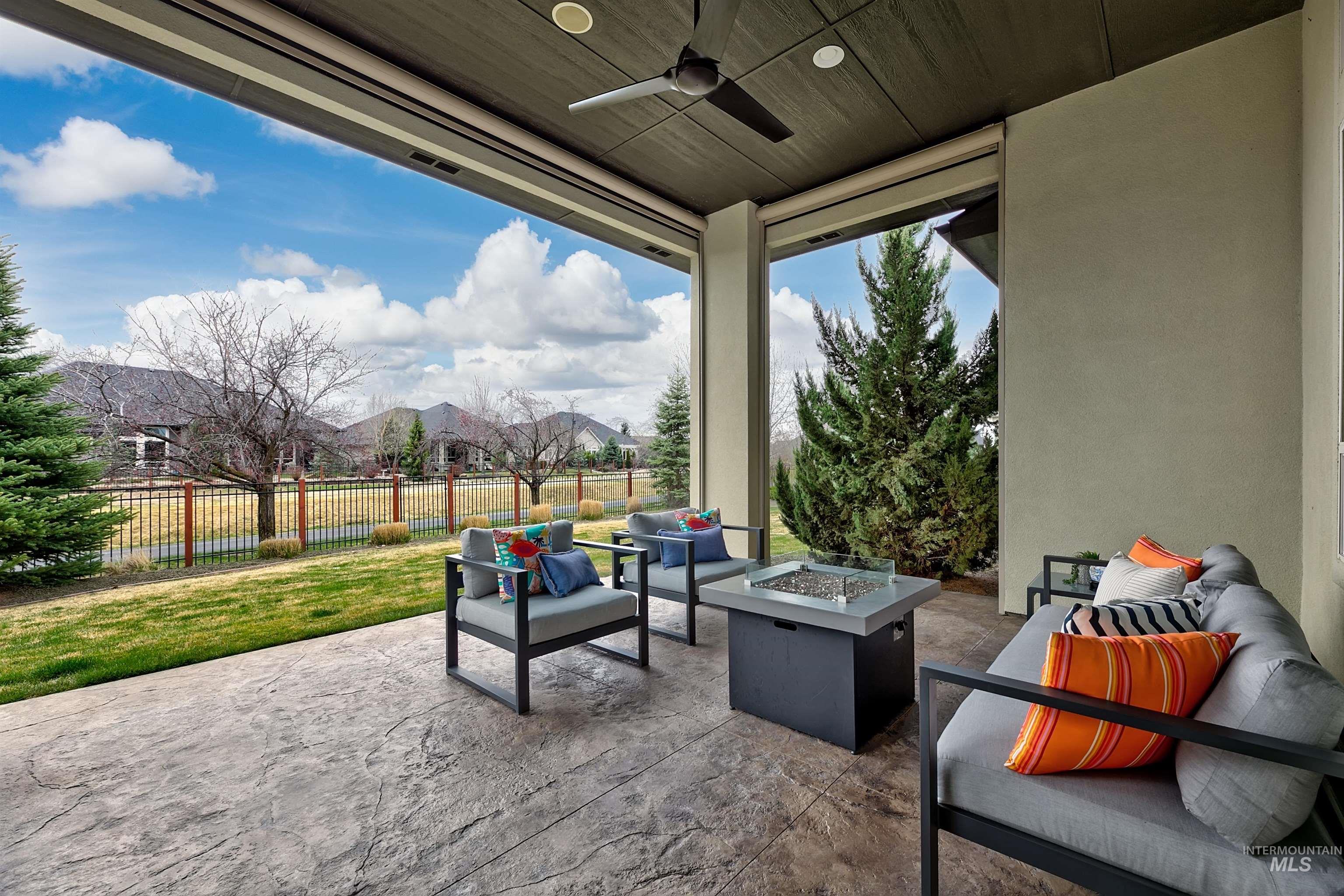 6091 W Hamm Court, Eagle, Idaho 83616, 3 Bedrooms, 3 Bathrooms, Residential For Sale, Price $895,000,MLS 98979701