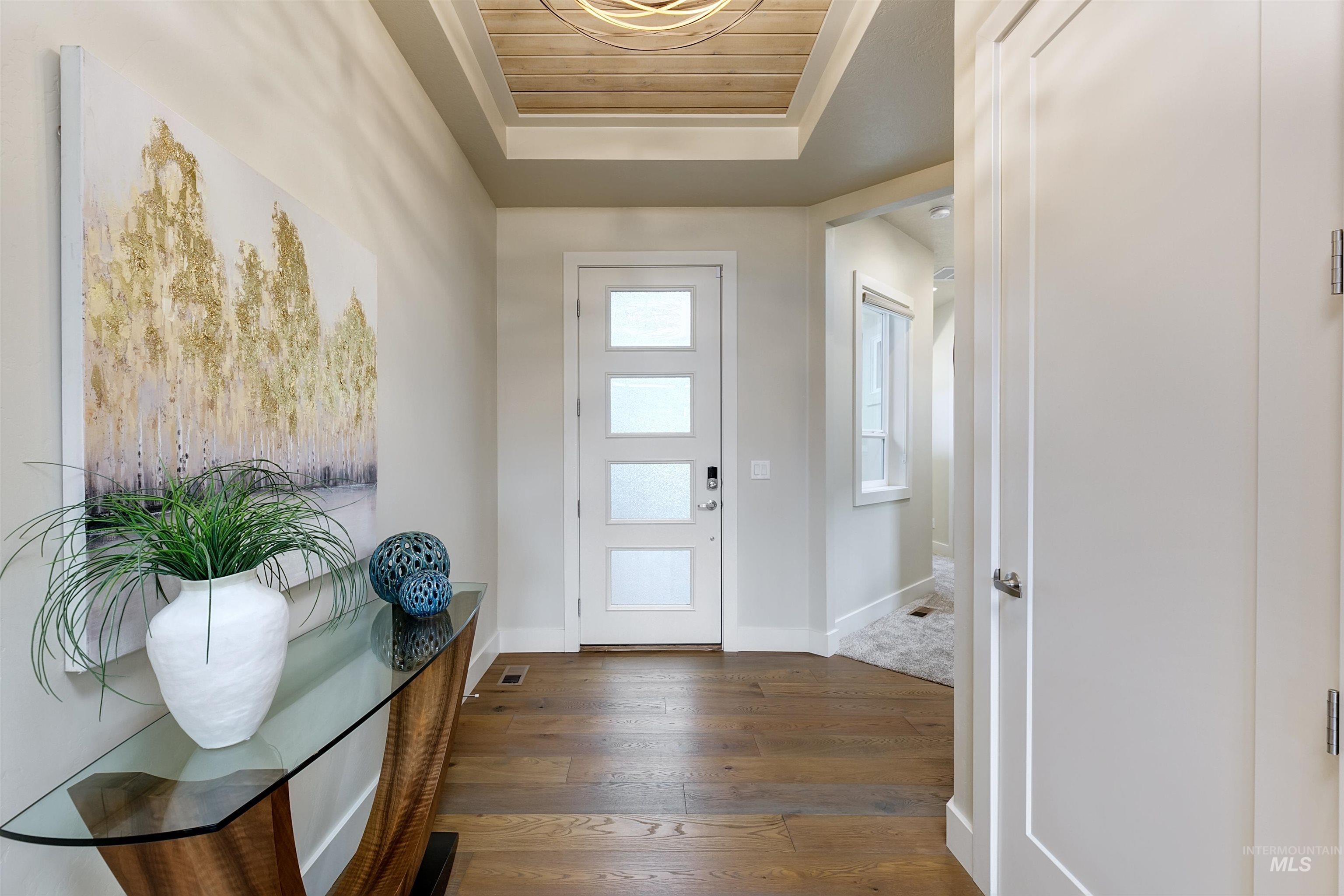 6091 W Hamm Court, Eagle, Idaho 83616, 3 Bedrooms, 3 Bathrooms, Residential For Sale, Price $895,000,MLS 98979701