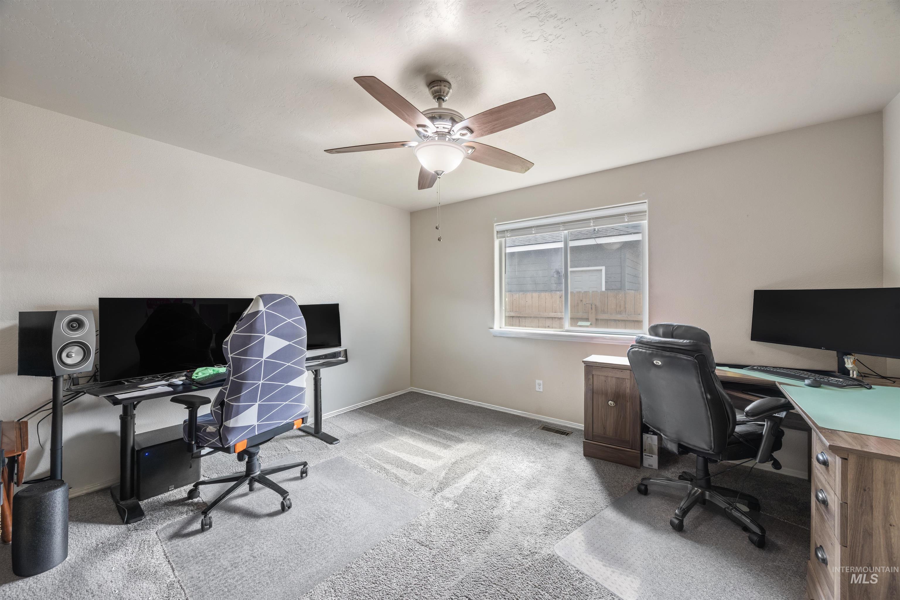 343 E Joshua Tree, Meridian, Idaho 83646, 3 Bedrooms, 2 Bathrooms, Residential For Sale, Price $425,000,MLS 98979710