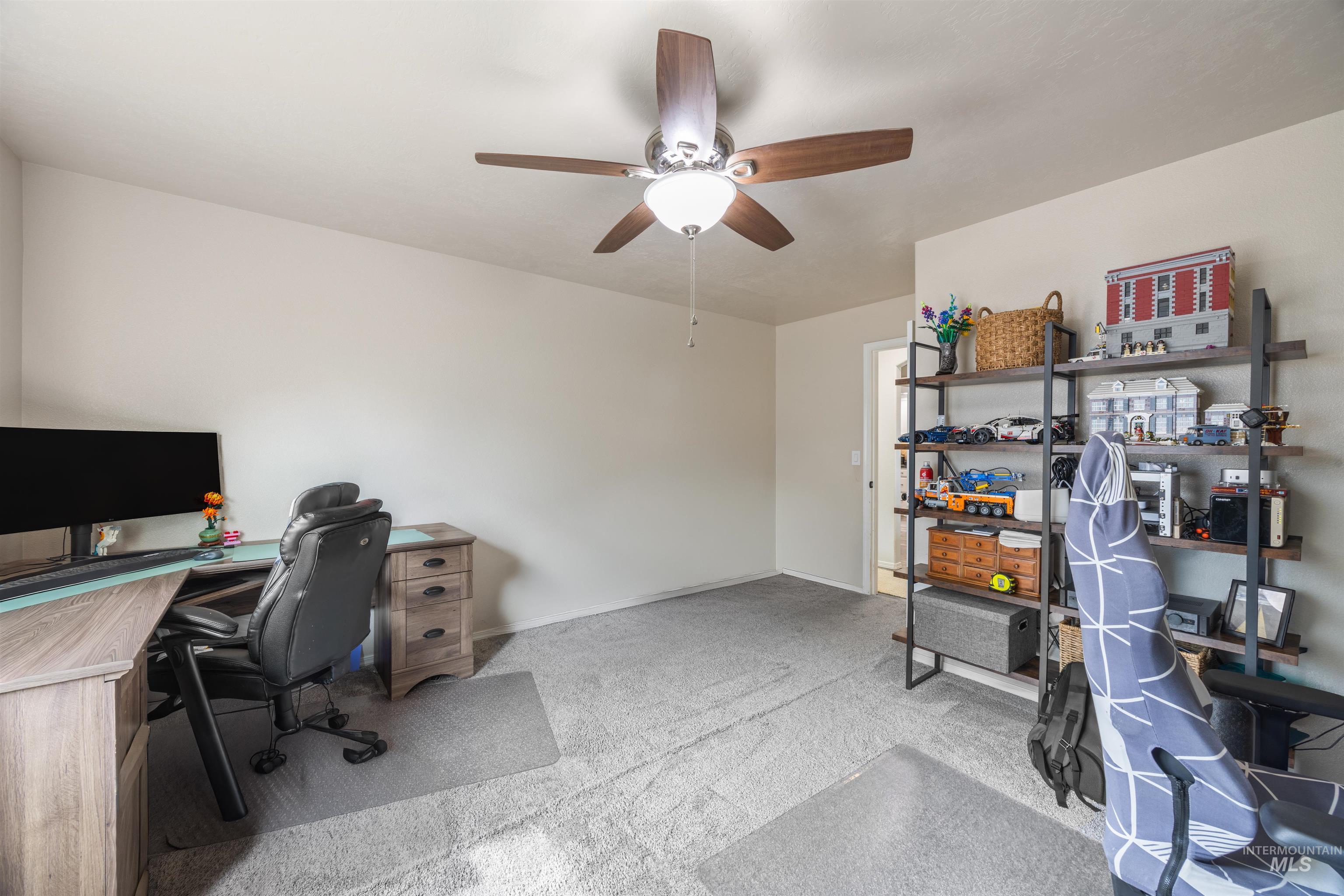 343 E Joshua Tree, Meridian, Idaho 83646, 3 Bedrooms, 2 Bathrooms, Residential For Sale, Price $425,000,MLS 98979710