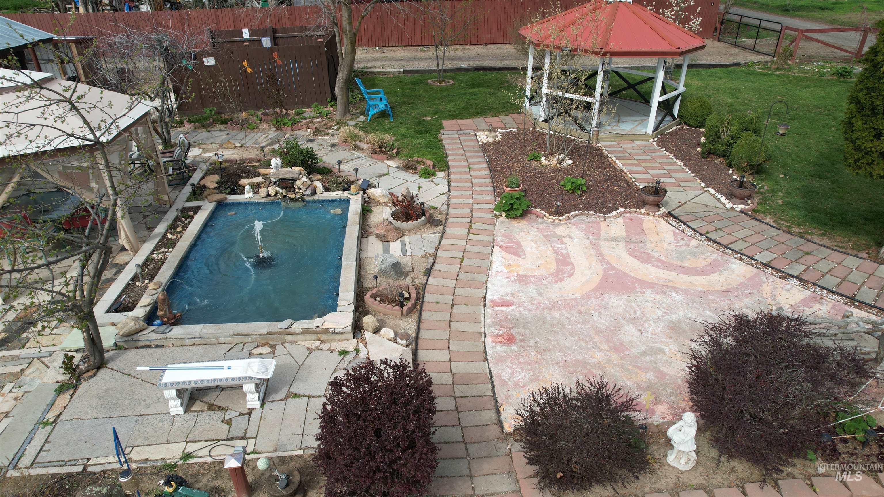 2133 Hollywood Blvd, Emmett, Idaho 83617, 2 Bedrooms, 1 Bathroom, Residential For Sale, Price $530,000,MLS 98979711